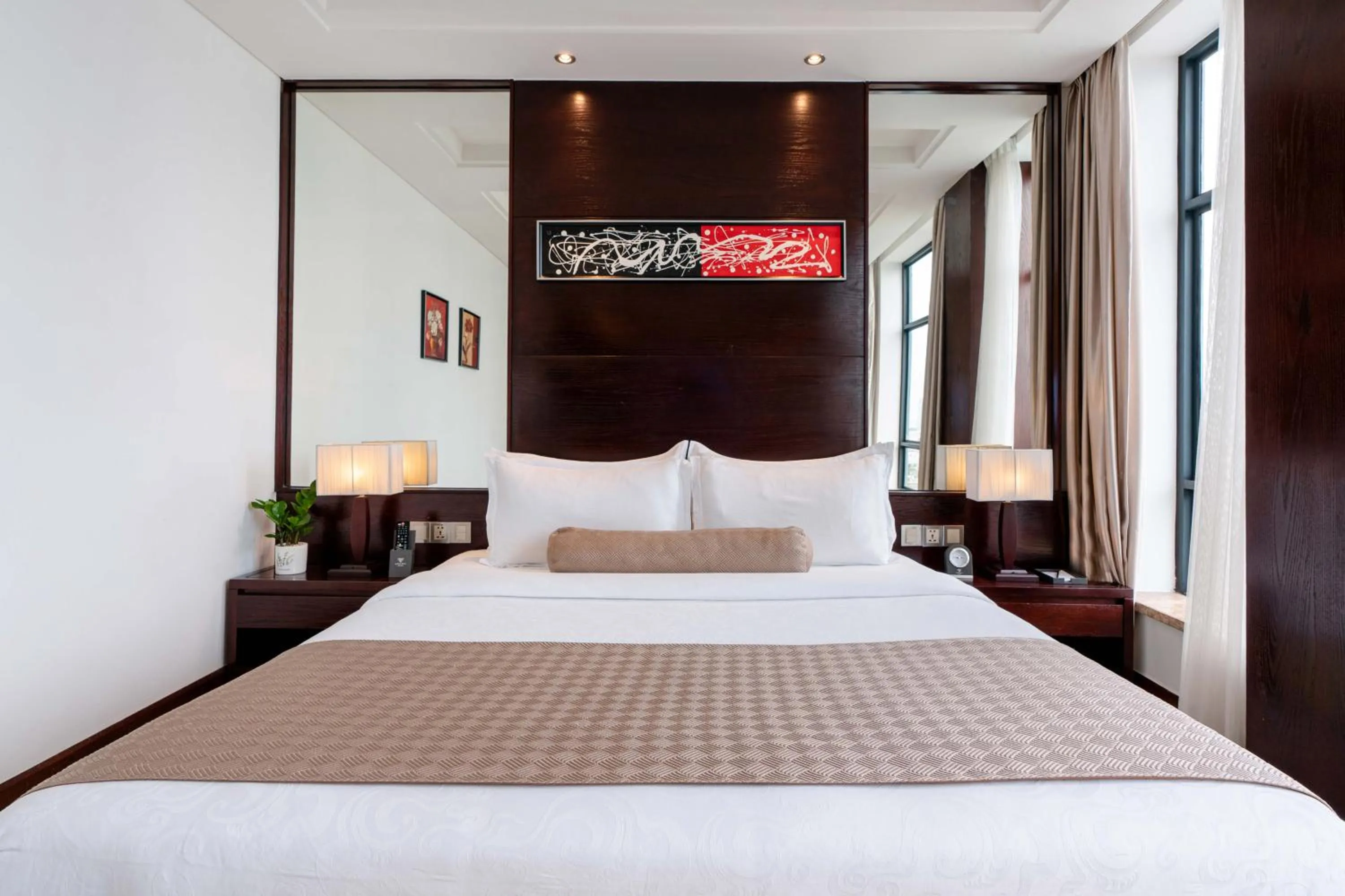 Bed in Brilliant Hotel - Afternoon Tea Inclusive