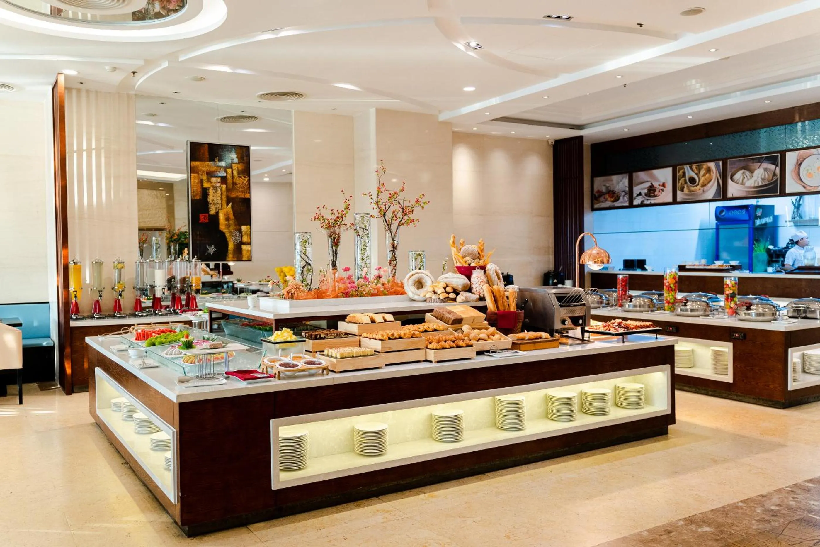 Buffet breakfast in Brilliant Hotel - Afternoon Tea Inclusive