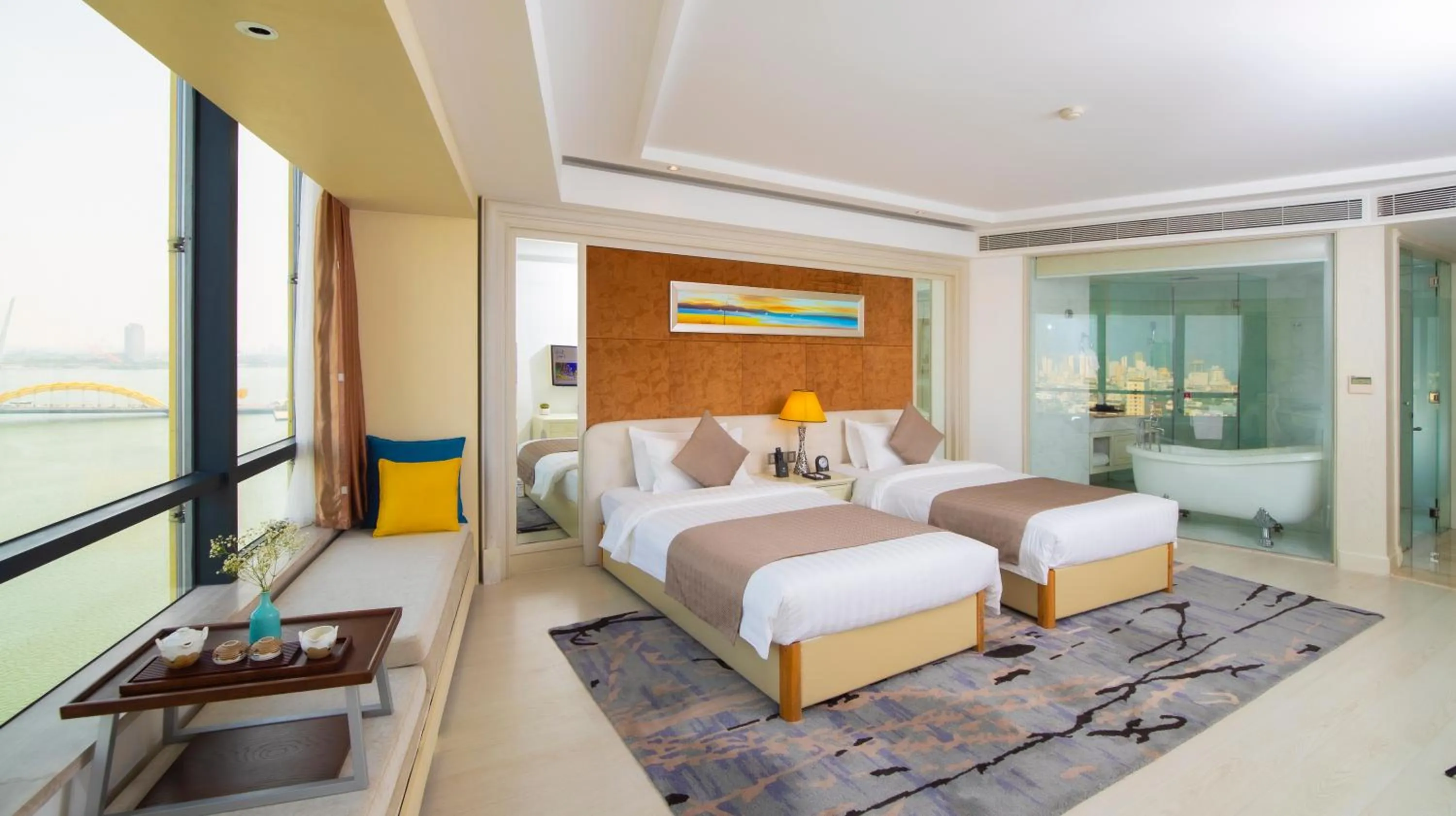 Photo of the whole room, Bed in Brilliant Hotel - Afternoon Tea Inclusive