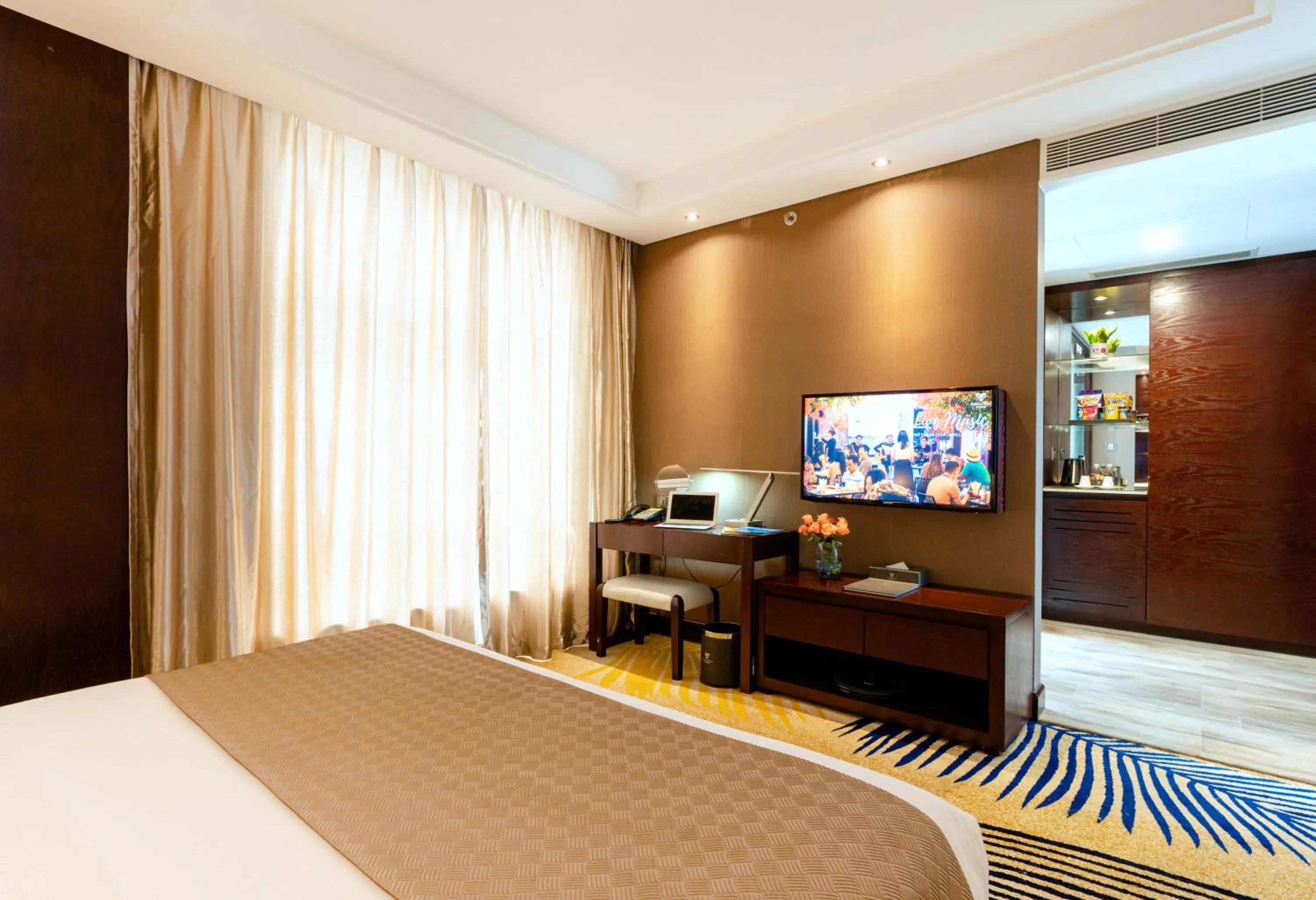 Bed in Brilliant Hotel - Afternoon Tea Inclusive