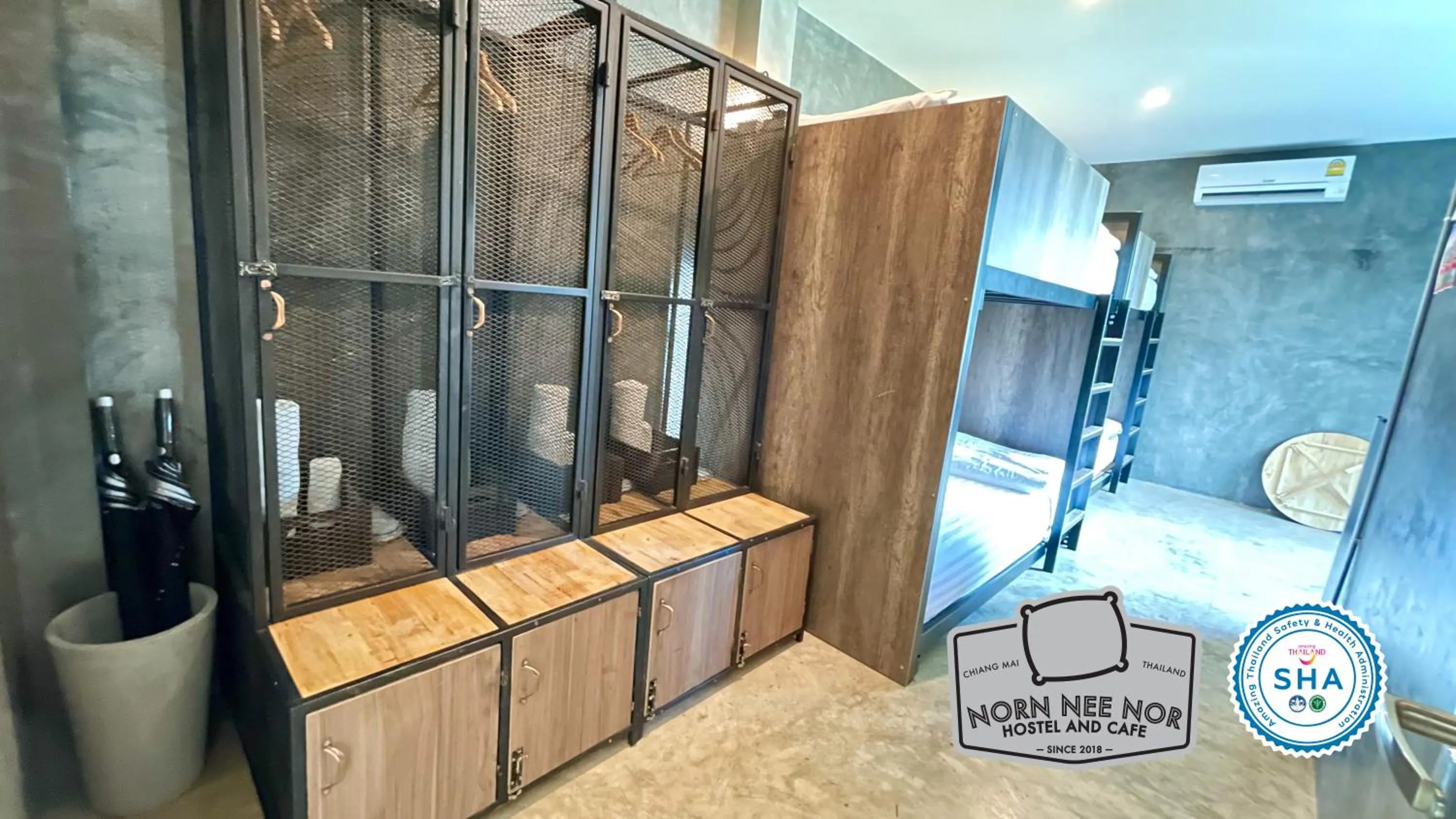 Photo of the whole room in Norn Nee Nor