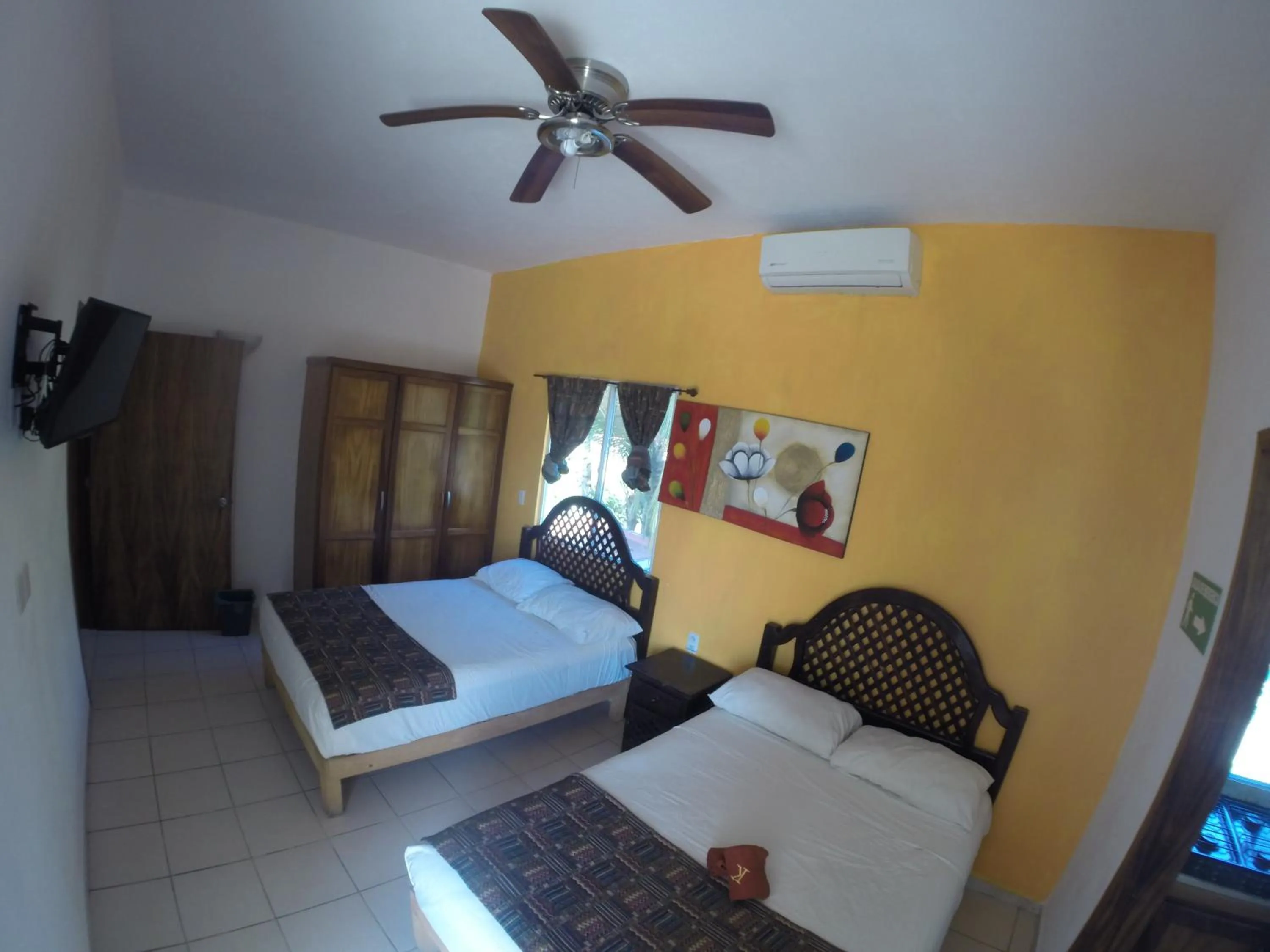 Photo of the whole room, Bed in Kiramar los Peyotes