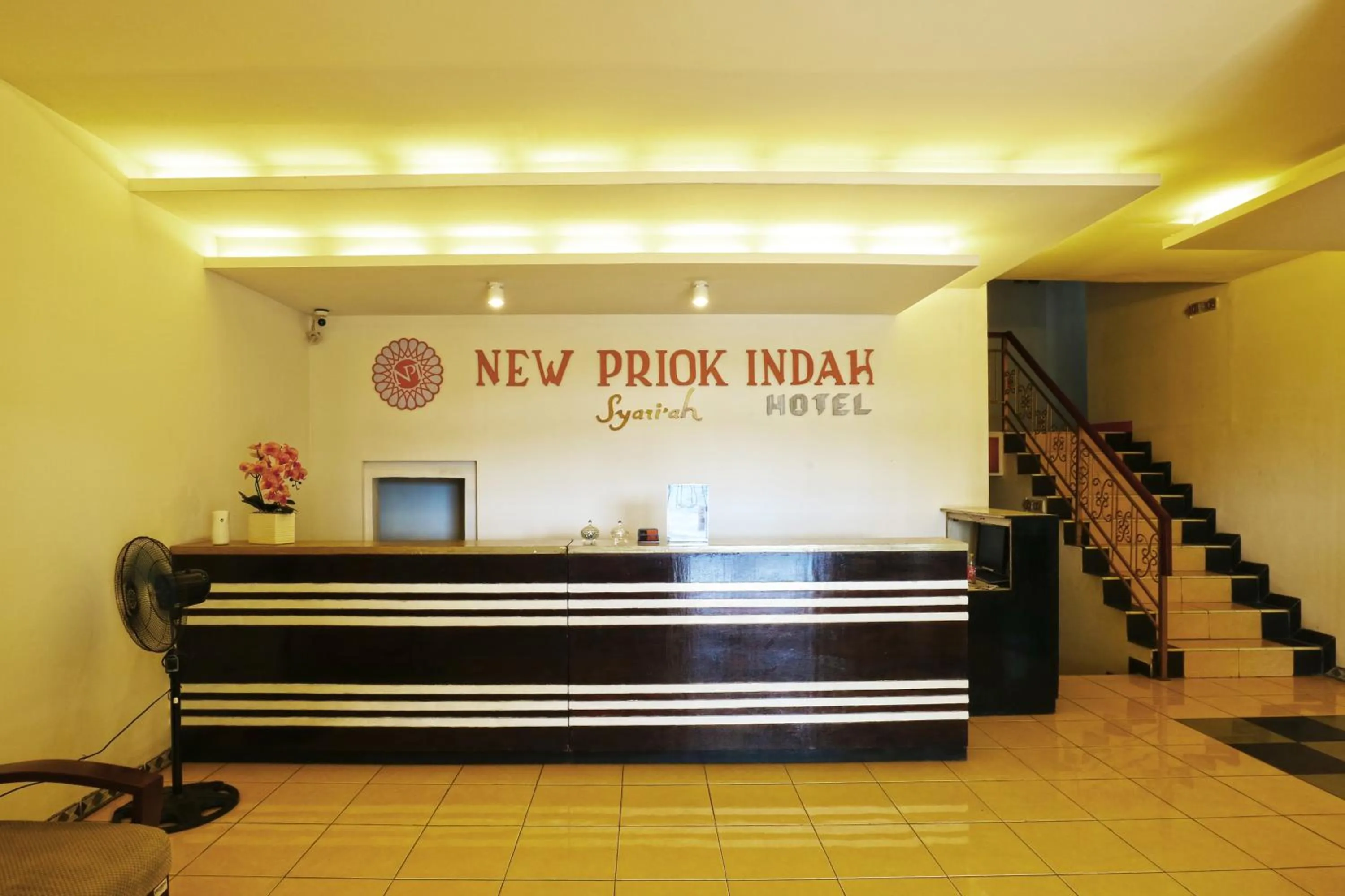 Lobby or reception in New Priok Indah Syariah Hotel