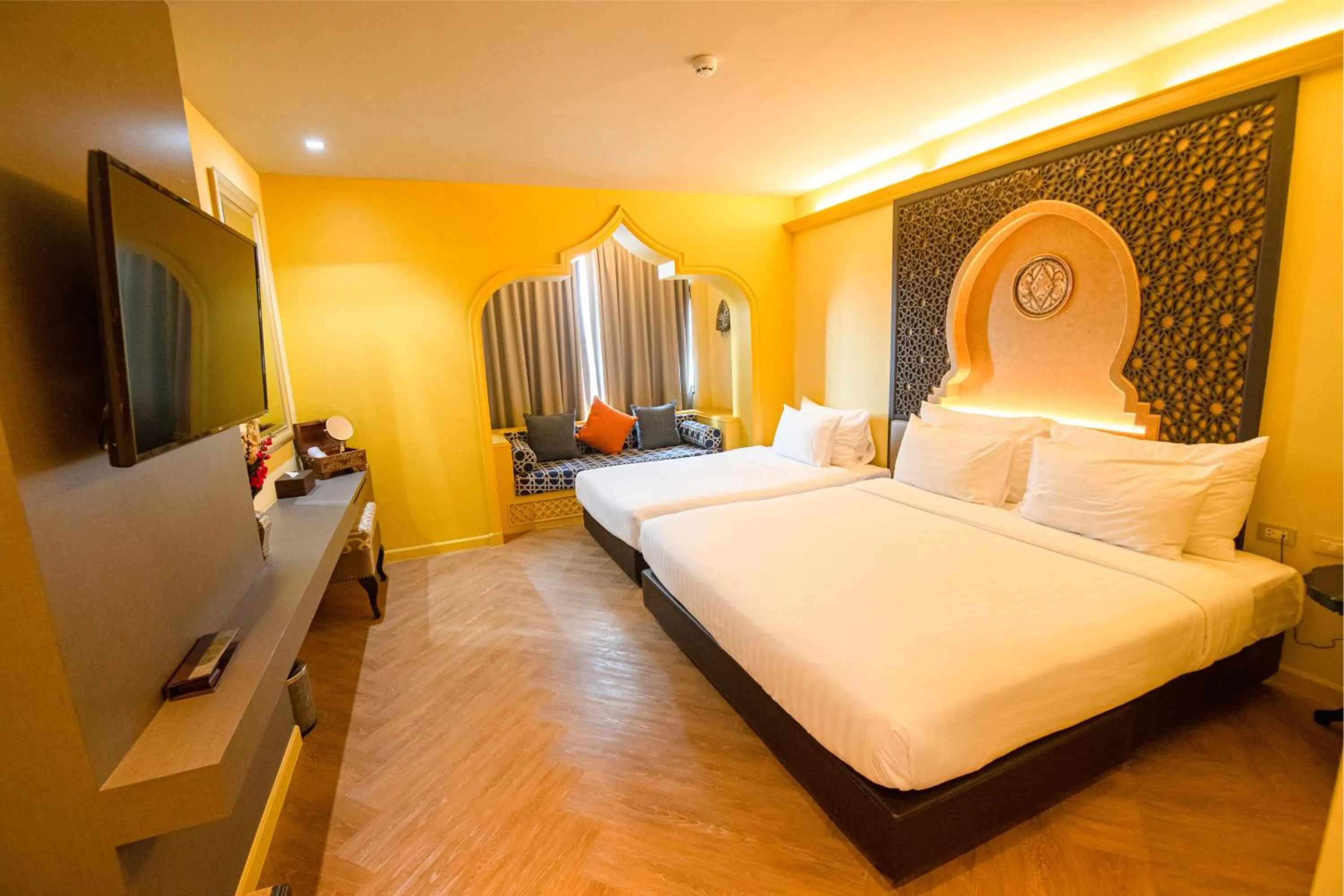 Bedroom, Bed in Amman Unique Hotel