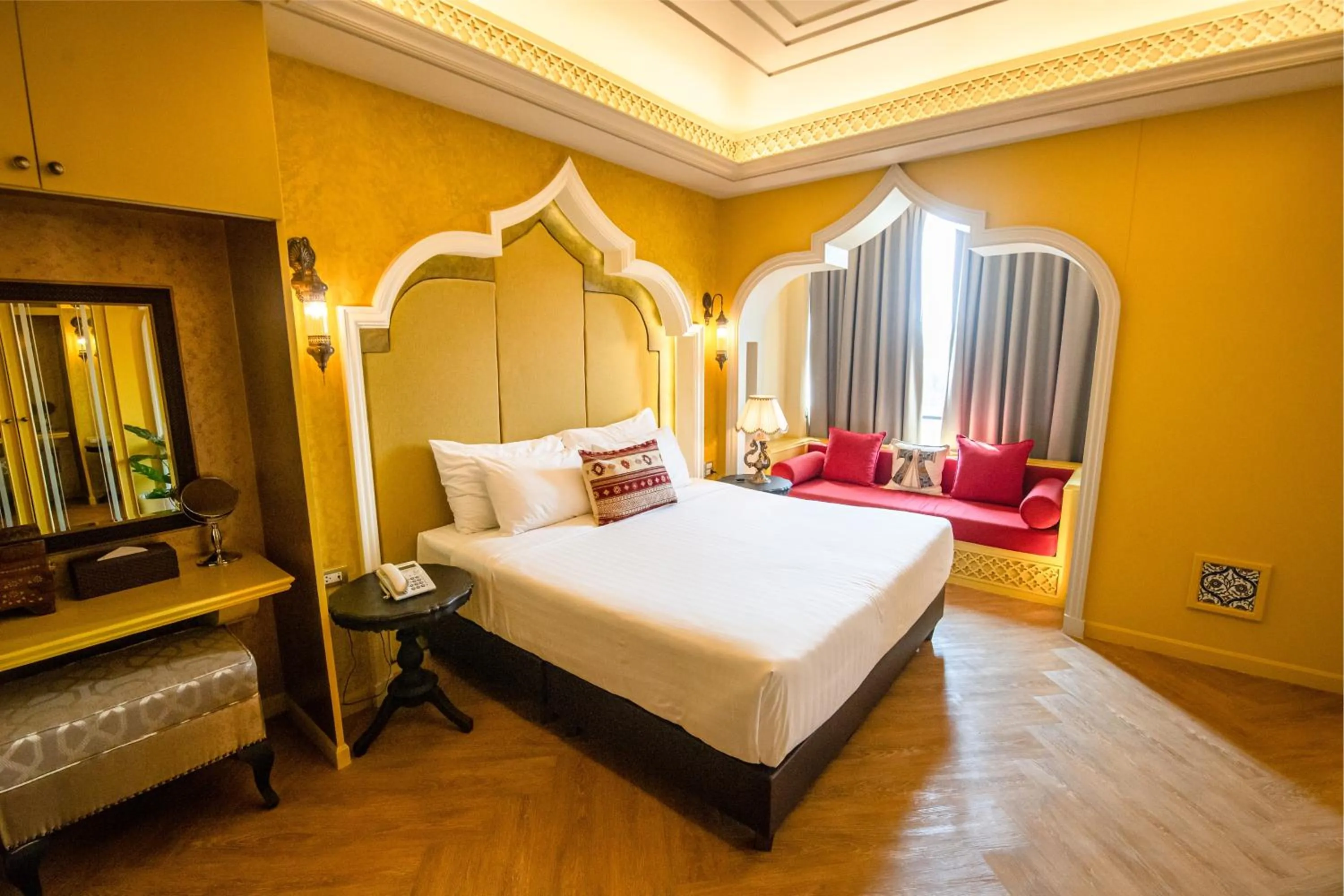 Bedroom, Bed in Amman Unique Hotel