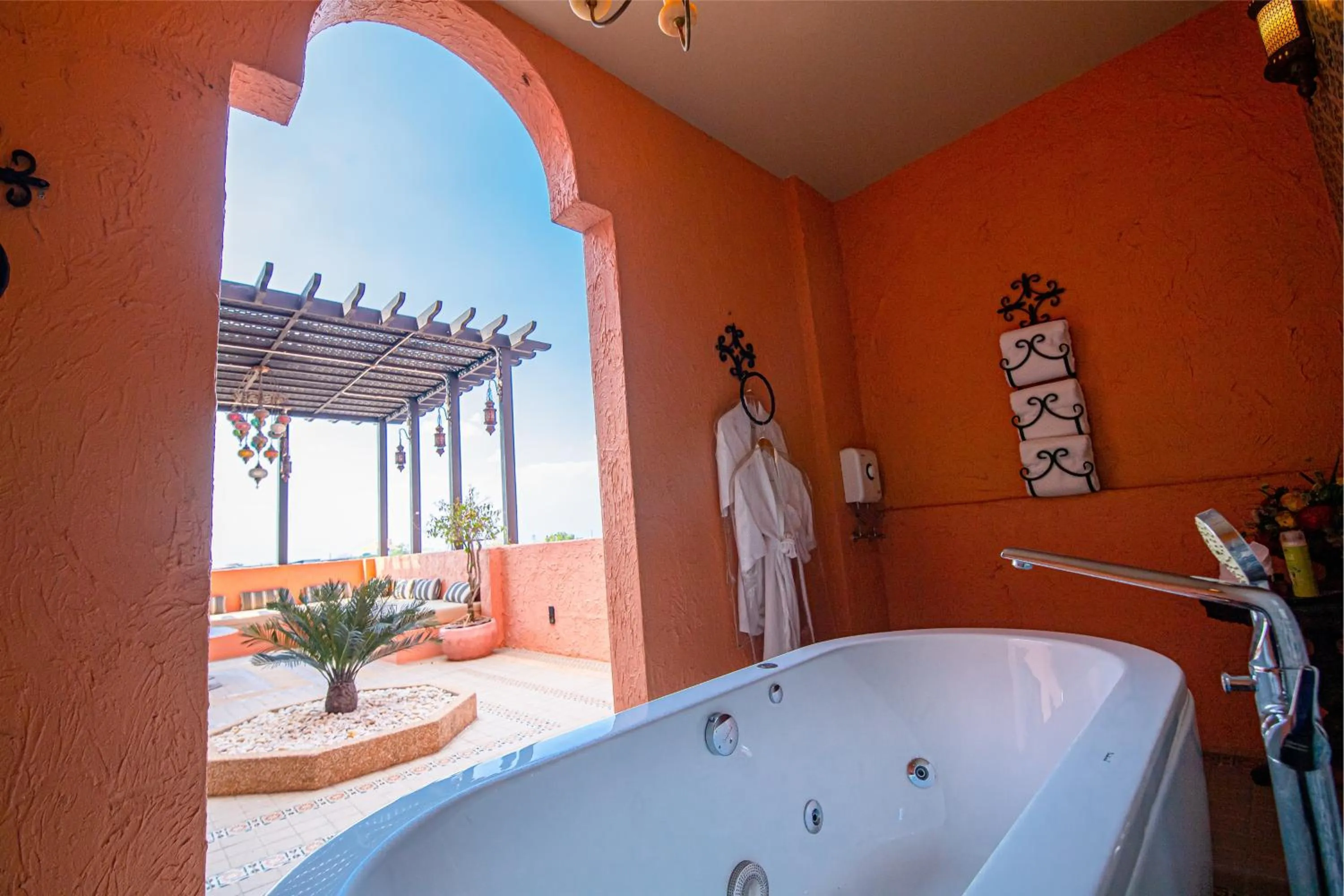 Bath in Amman Unique Hotel