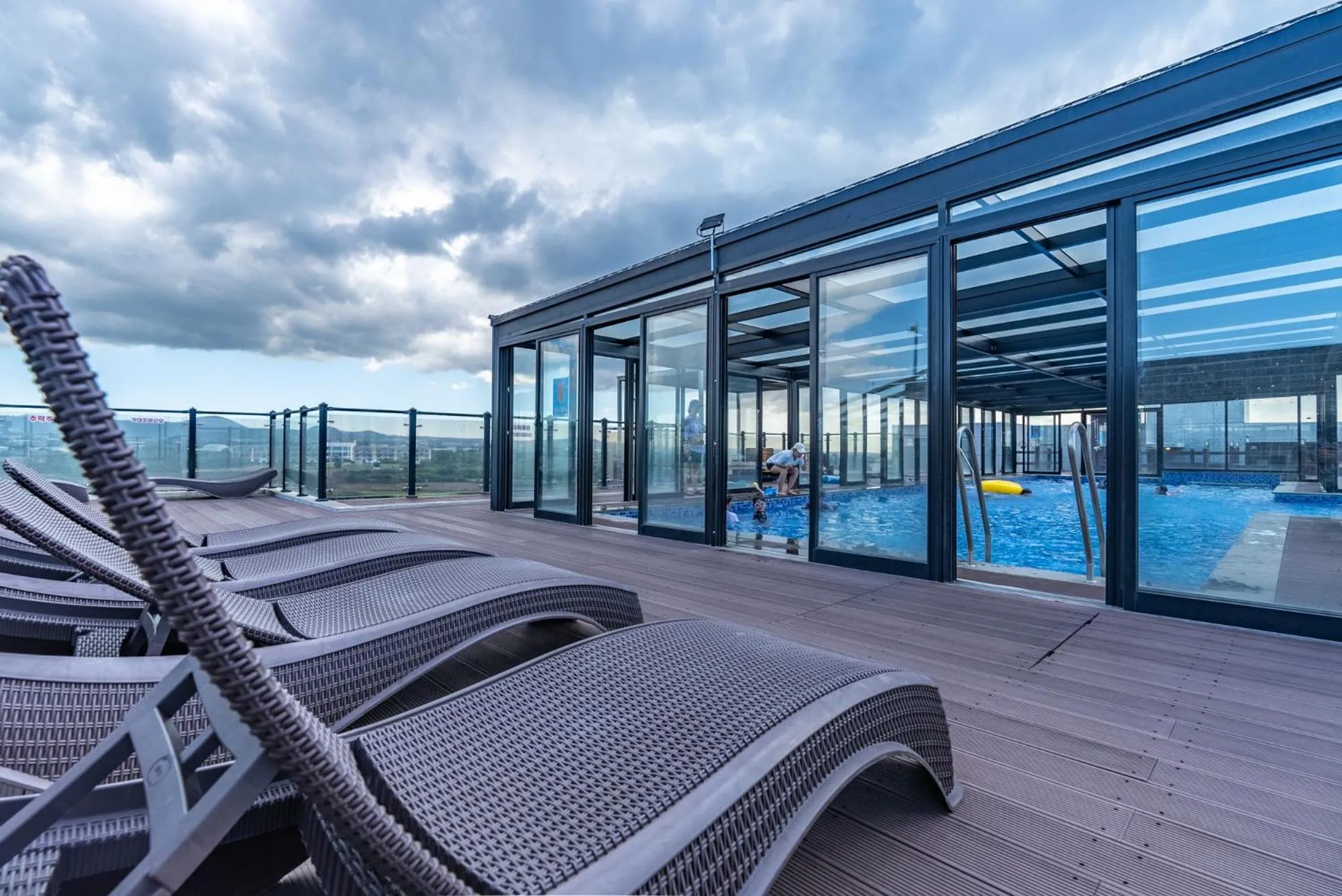 Swimming pool in Eco Green Resort
