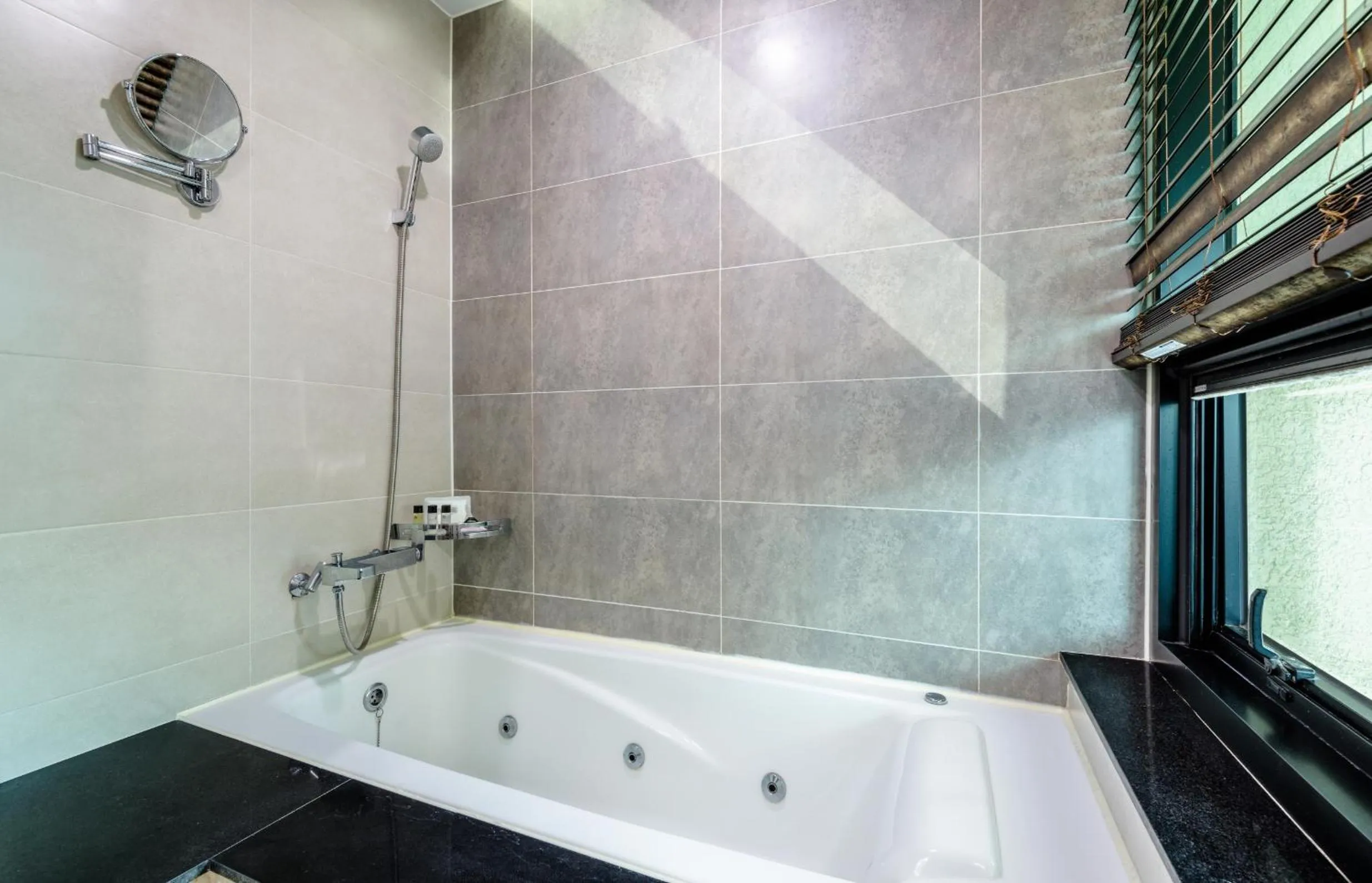 Hot Tub in Eco Green Resort