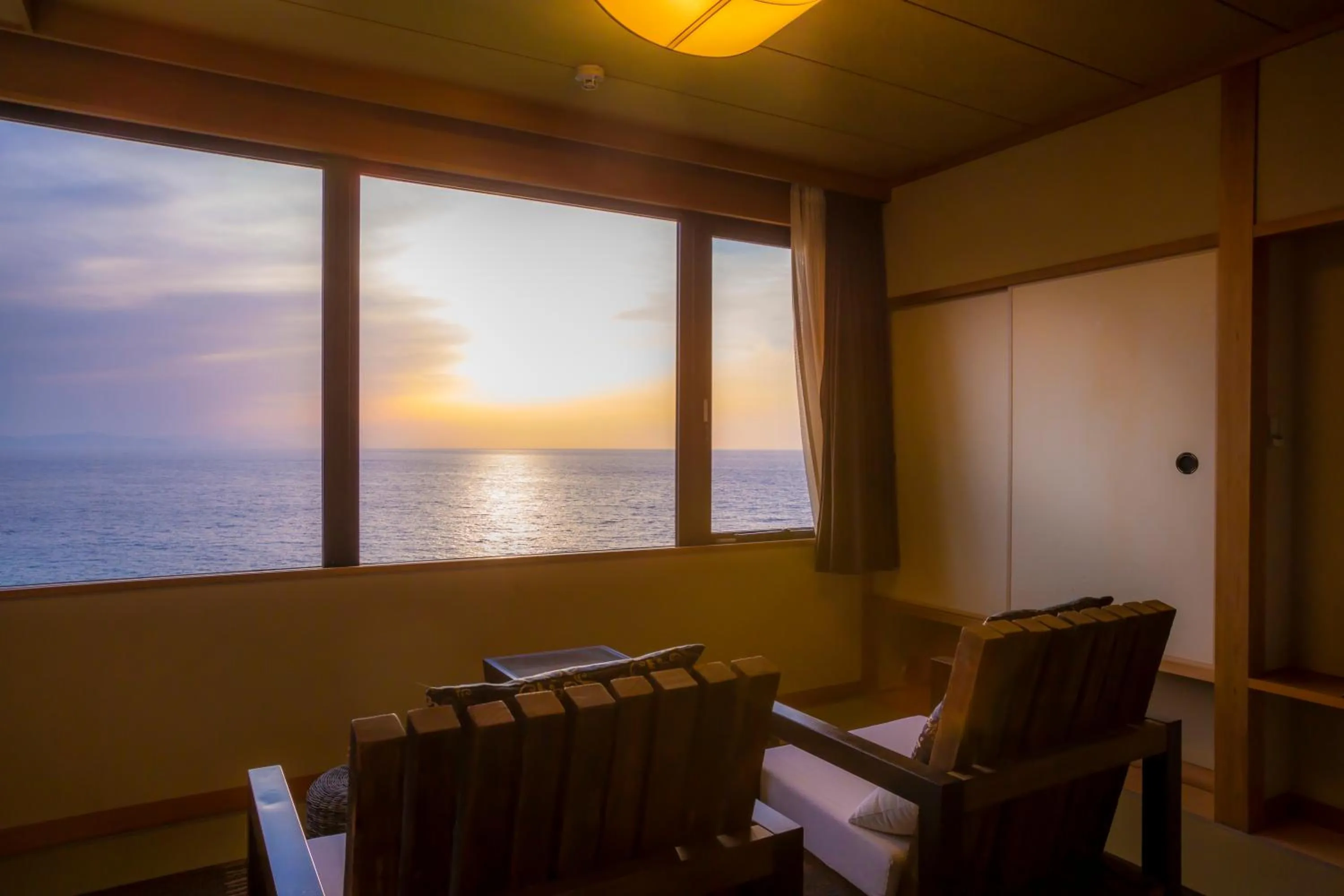 Photo of the whole room in Jukaitei