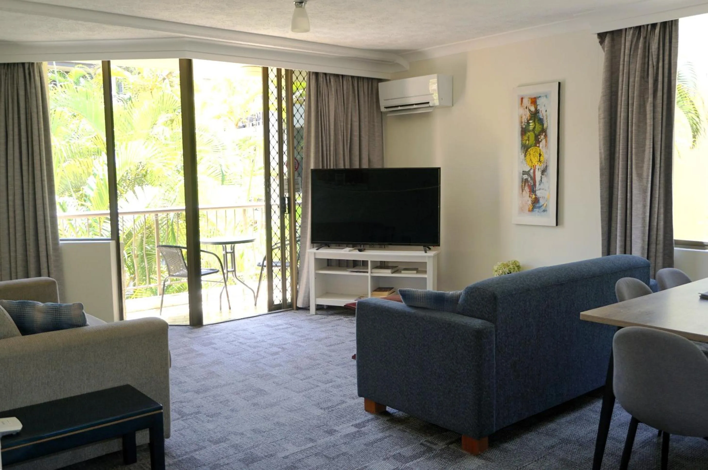 TV and multimedia in Aussie Resort