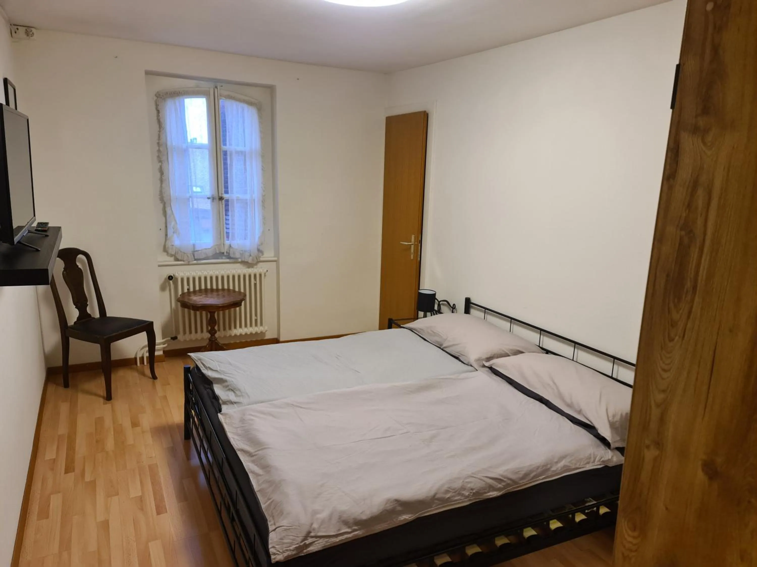 Bed in Auberge de Ballens