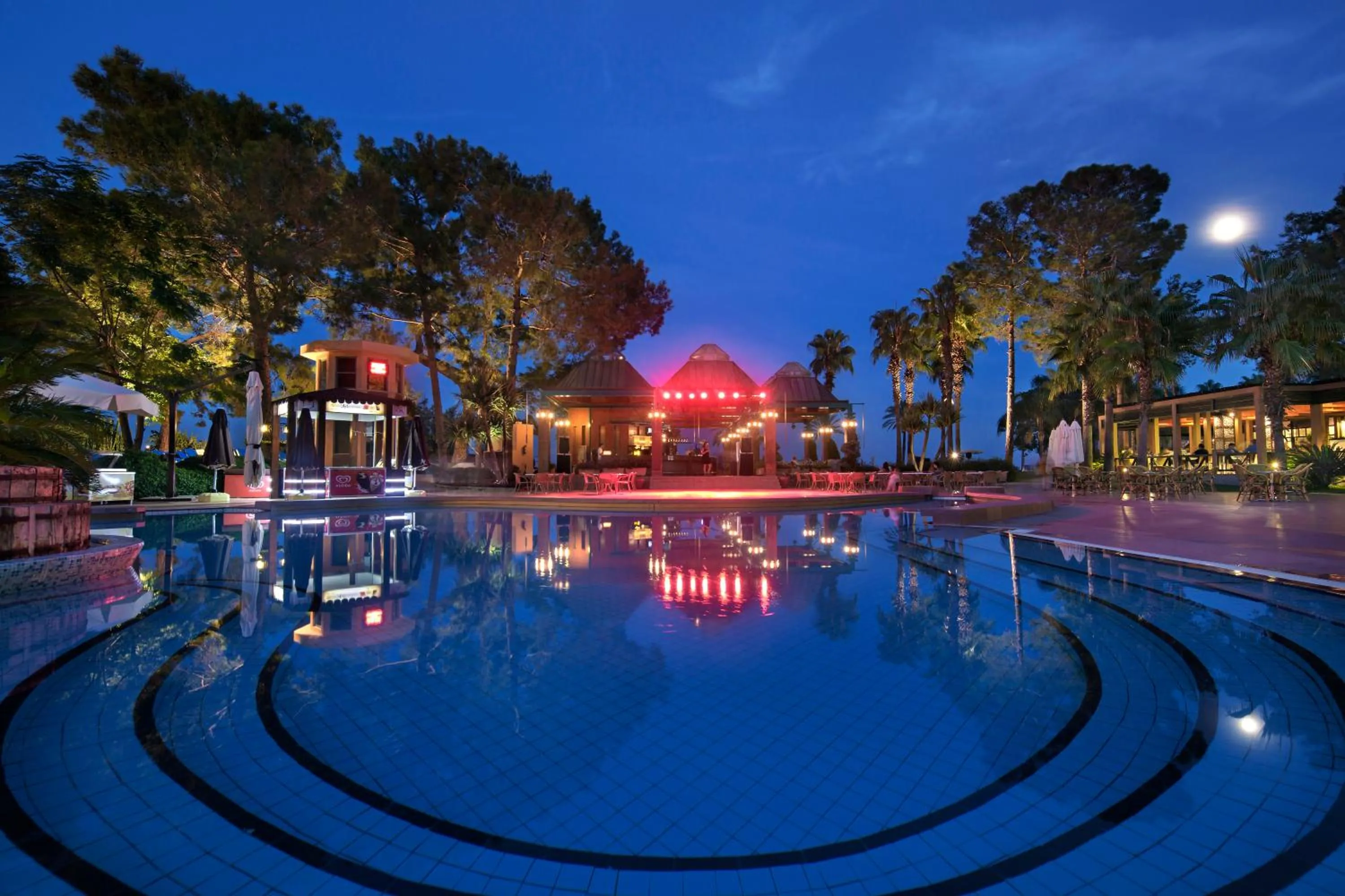 Night in Baia Salima Kemer