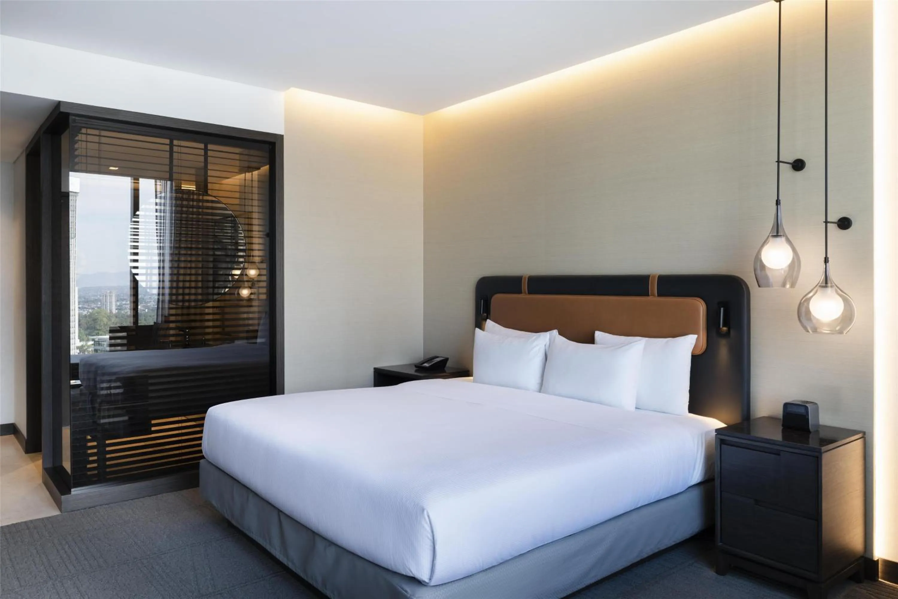 Bed in Hilton Guadalajara Midtown