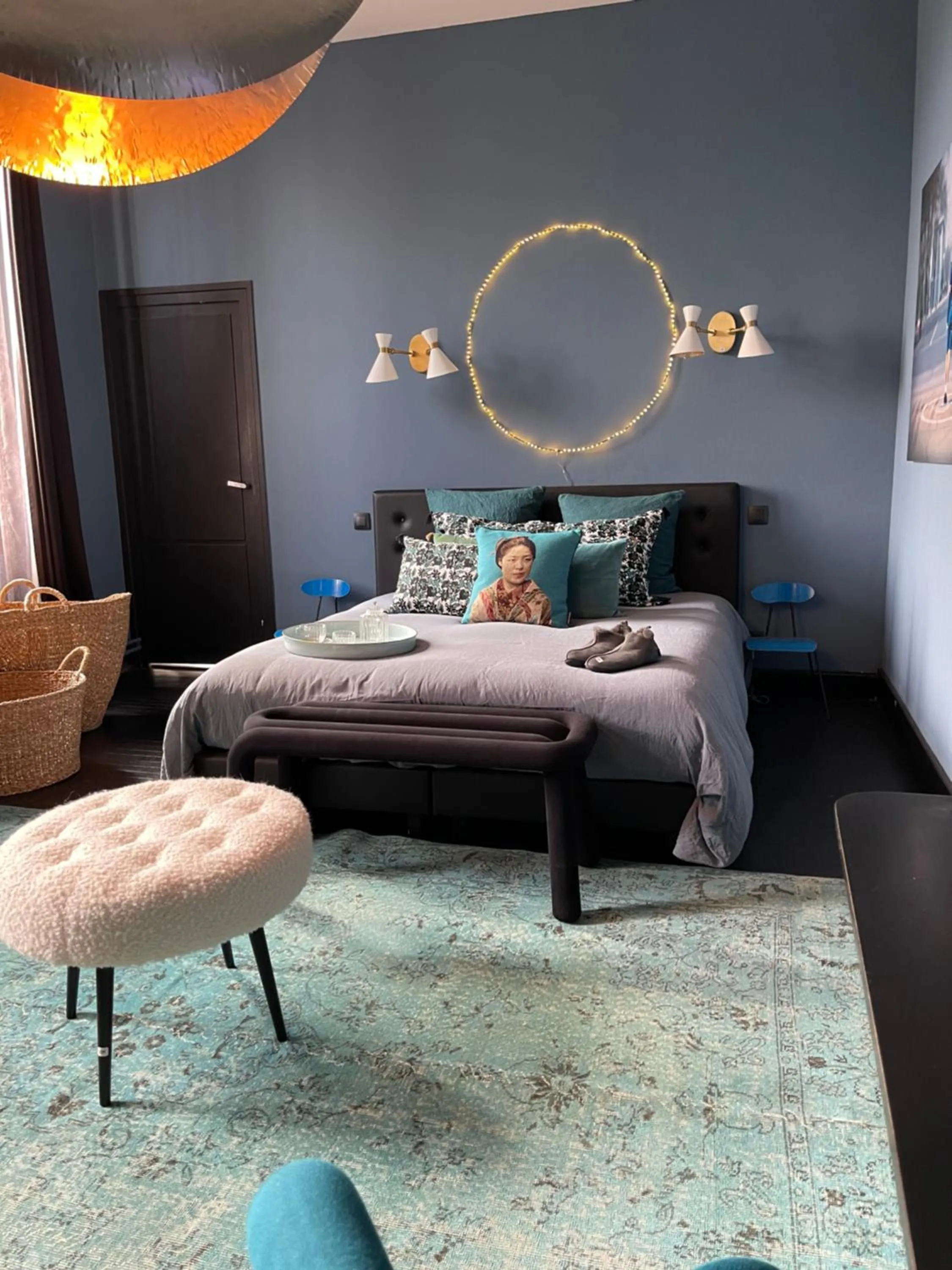 Photo of the whole room in La Villa 1901