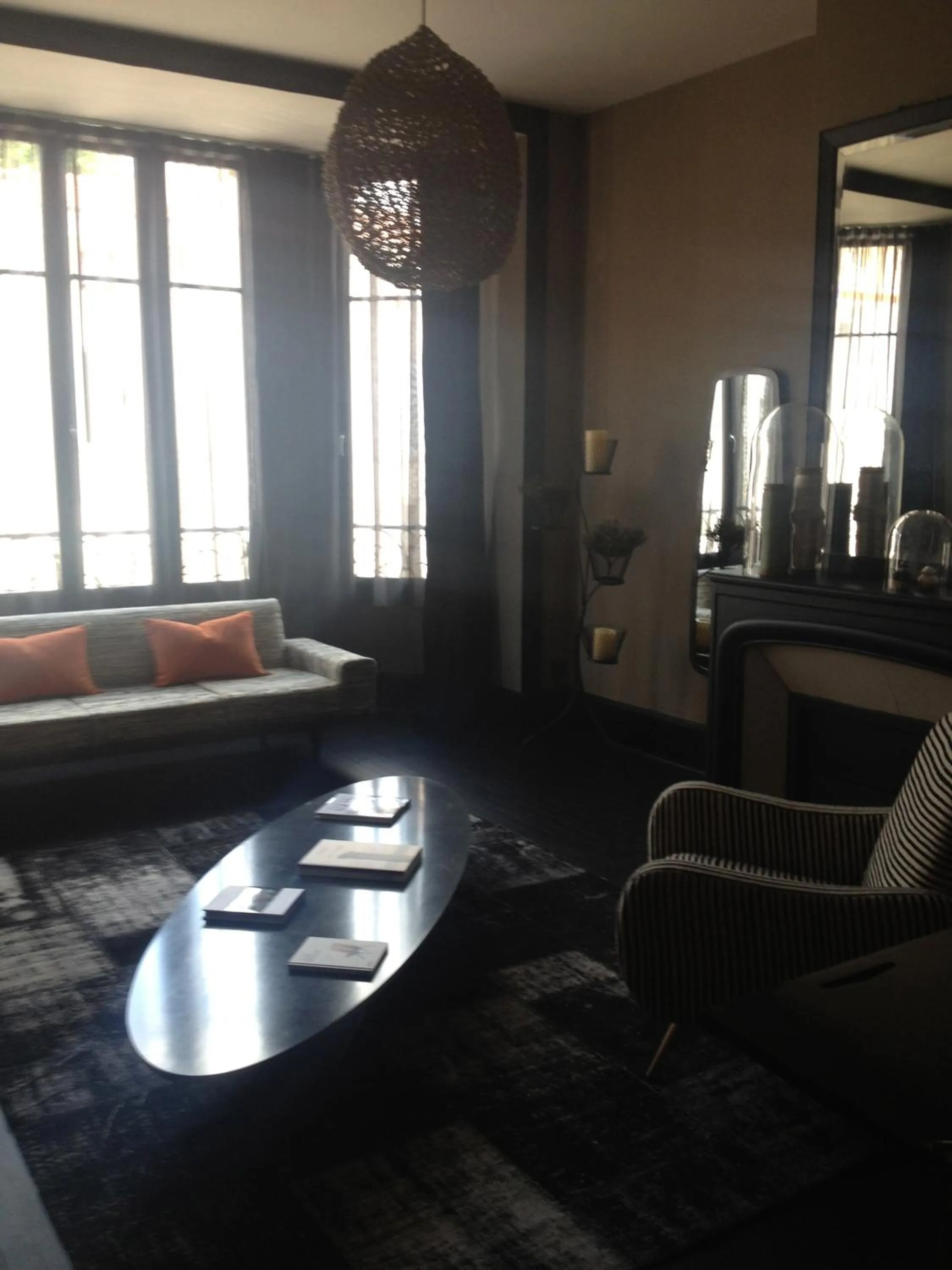 Photo of the whole room in La Villa 1901