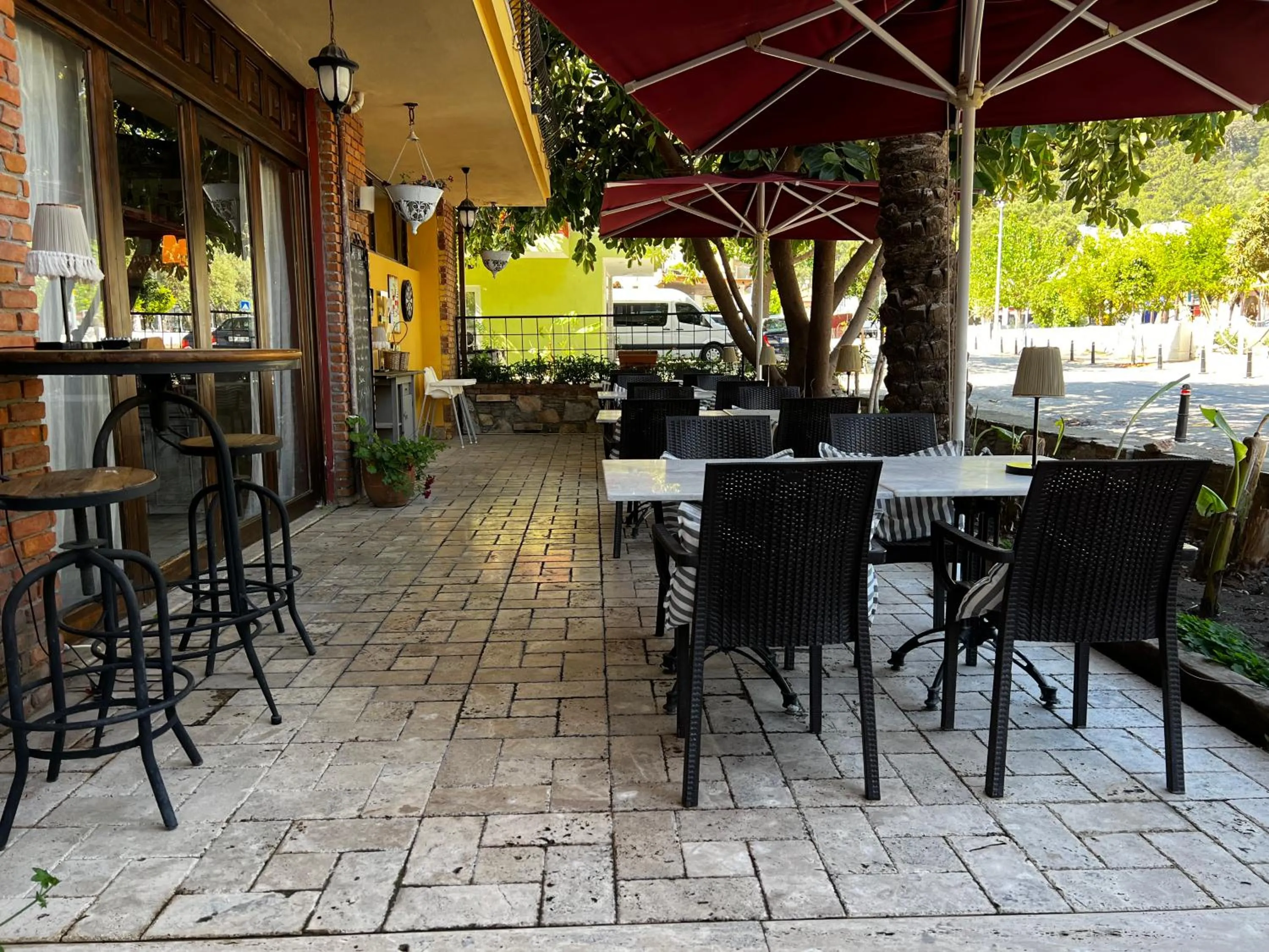 Restaurant/places to eat in Han Boutique Hotel