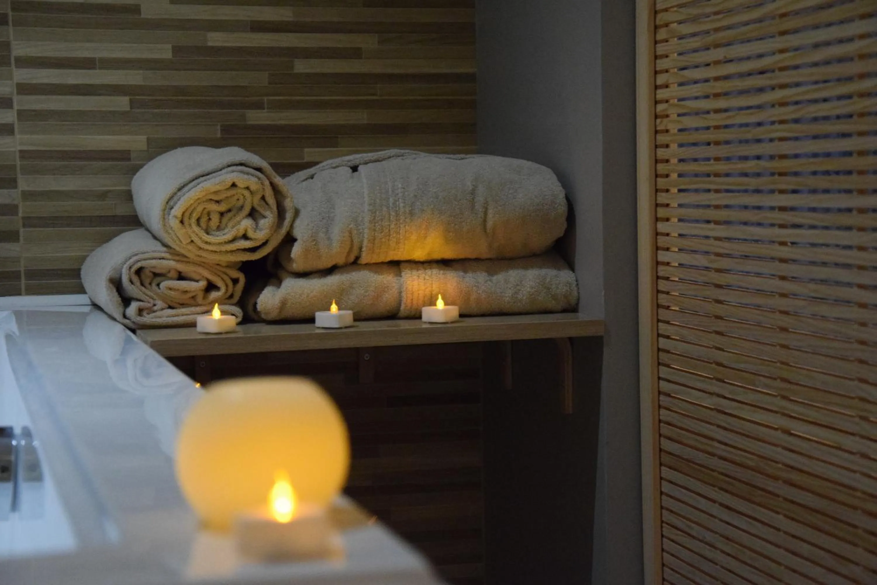 Decorative detail in Les Portes Du Hable