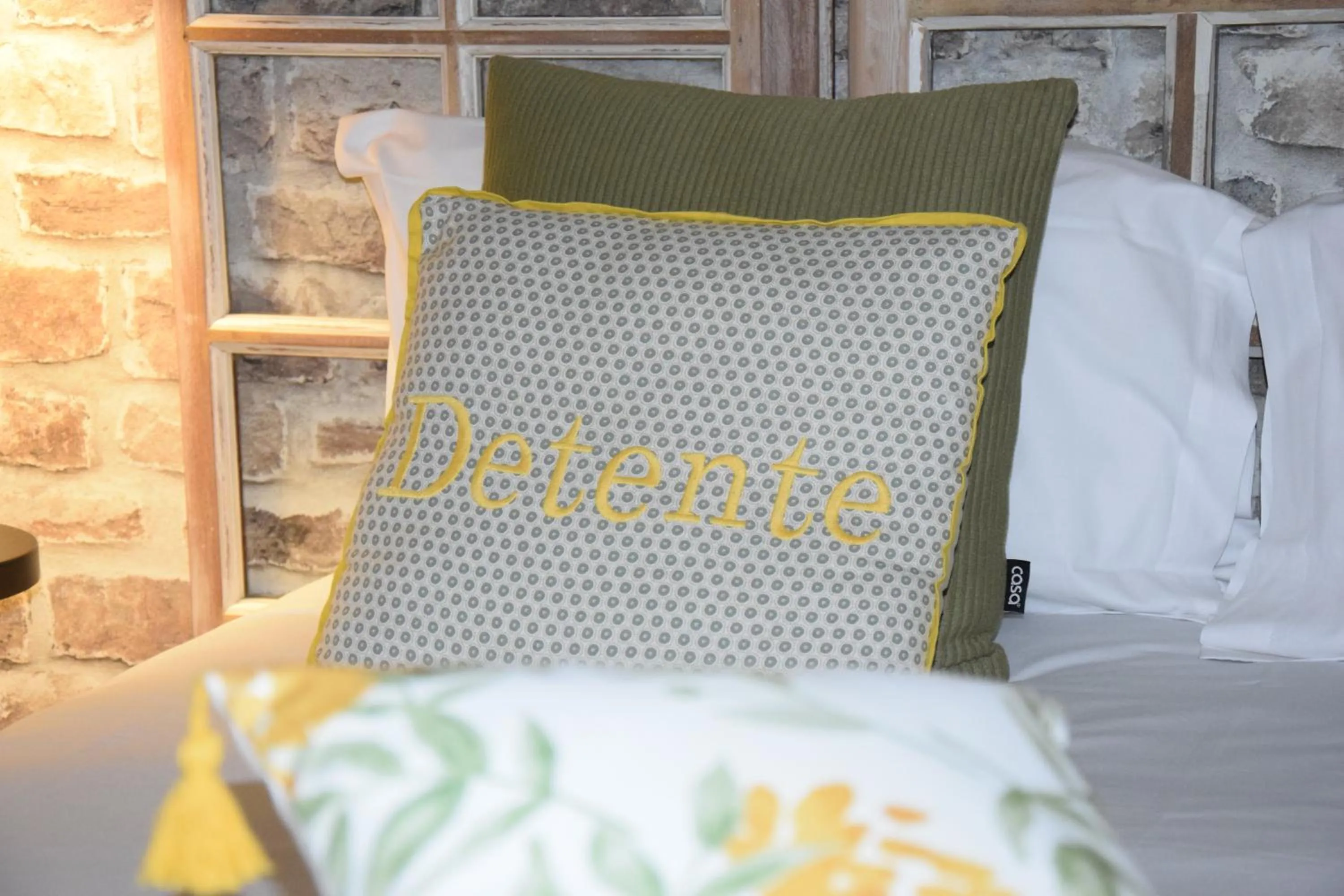 Decorative detail, Bed in Les Portes Du Hable