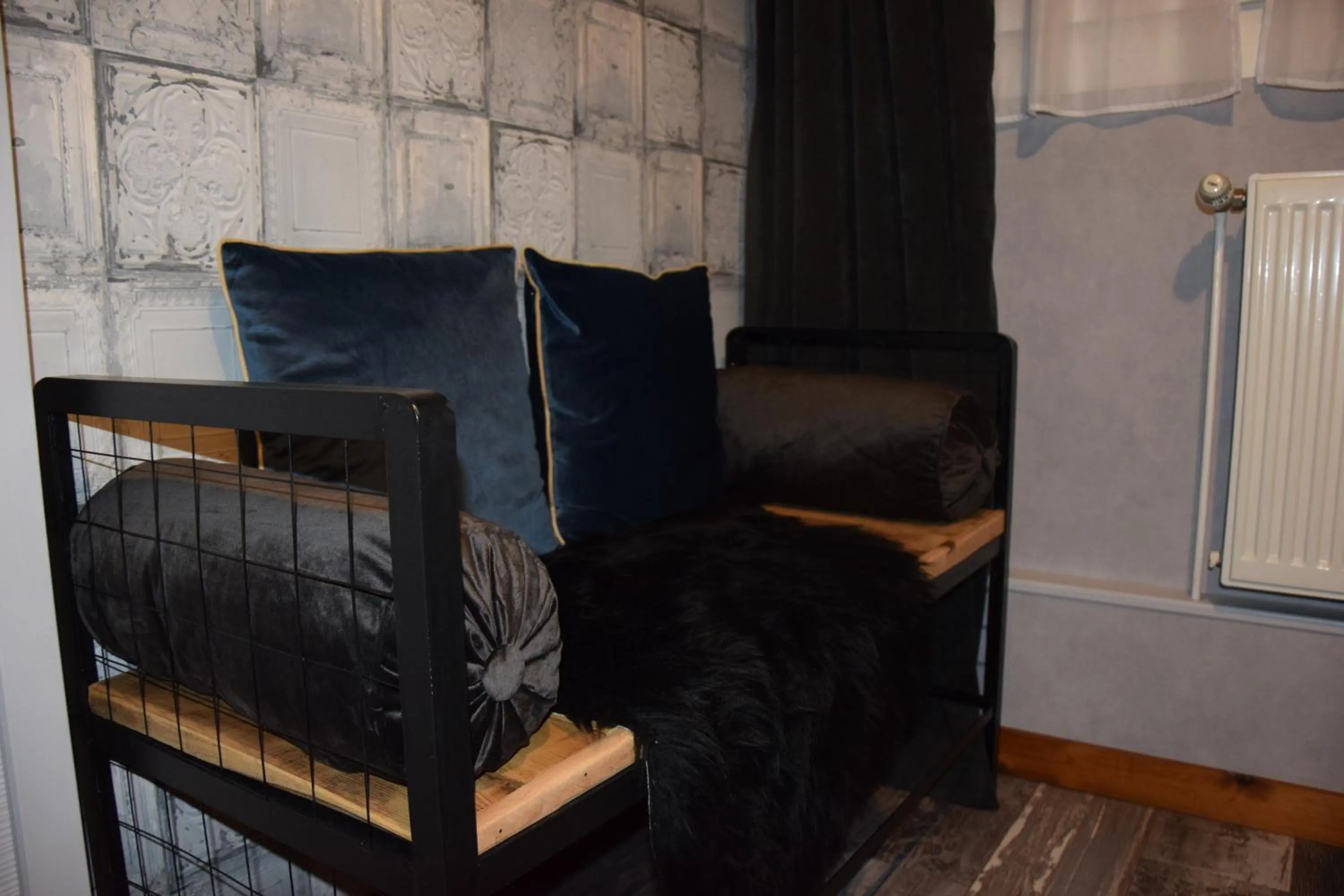 Decorative detail, Bed in Les Portes Du Hable