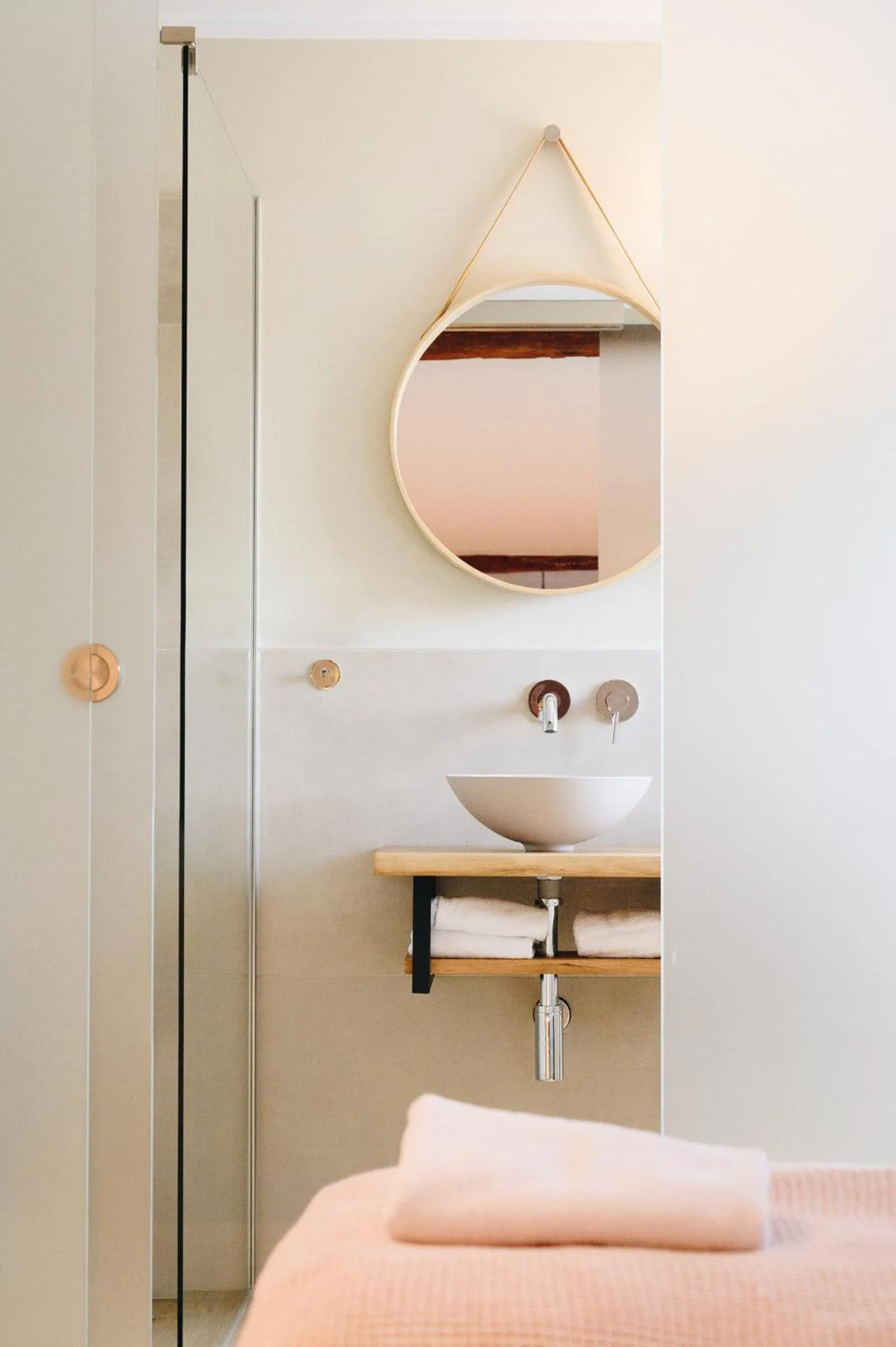 Bed in Boutiquehotel Kloster Pfalzel