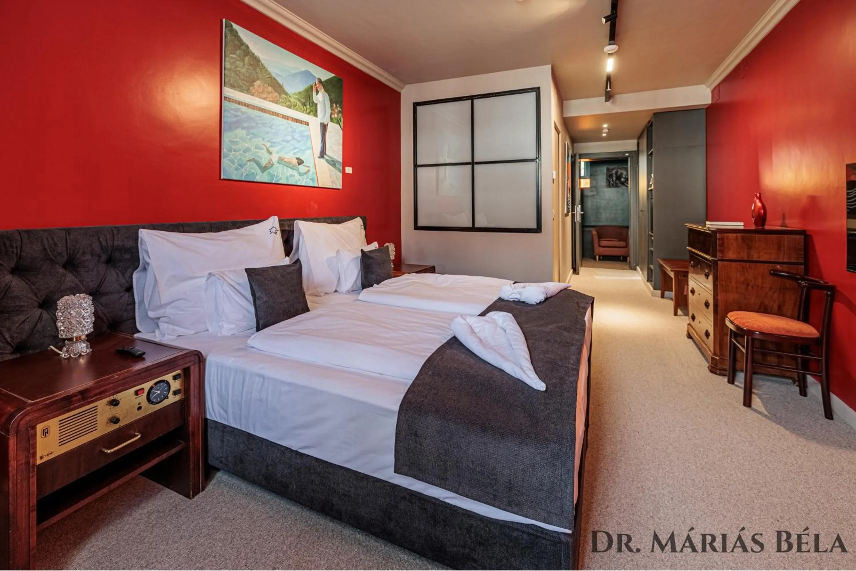 Photo of the whole room, Bed in Barka Galéria Hotel és Étterem