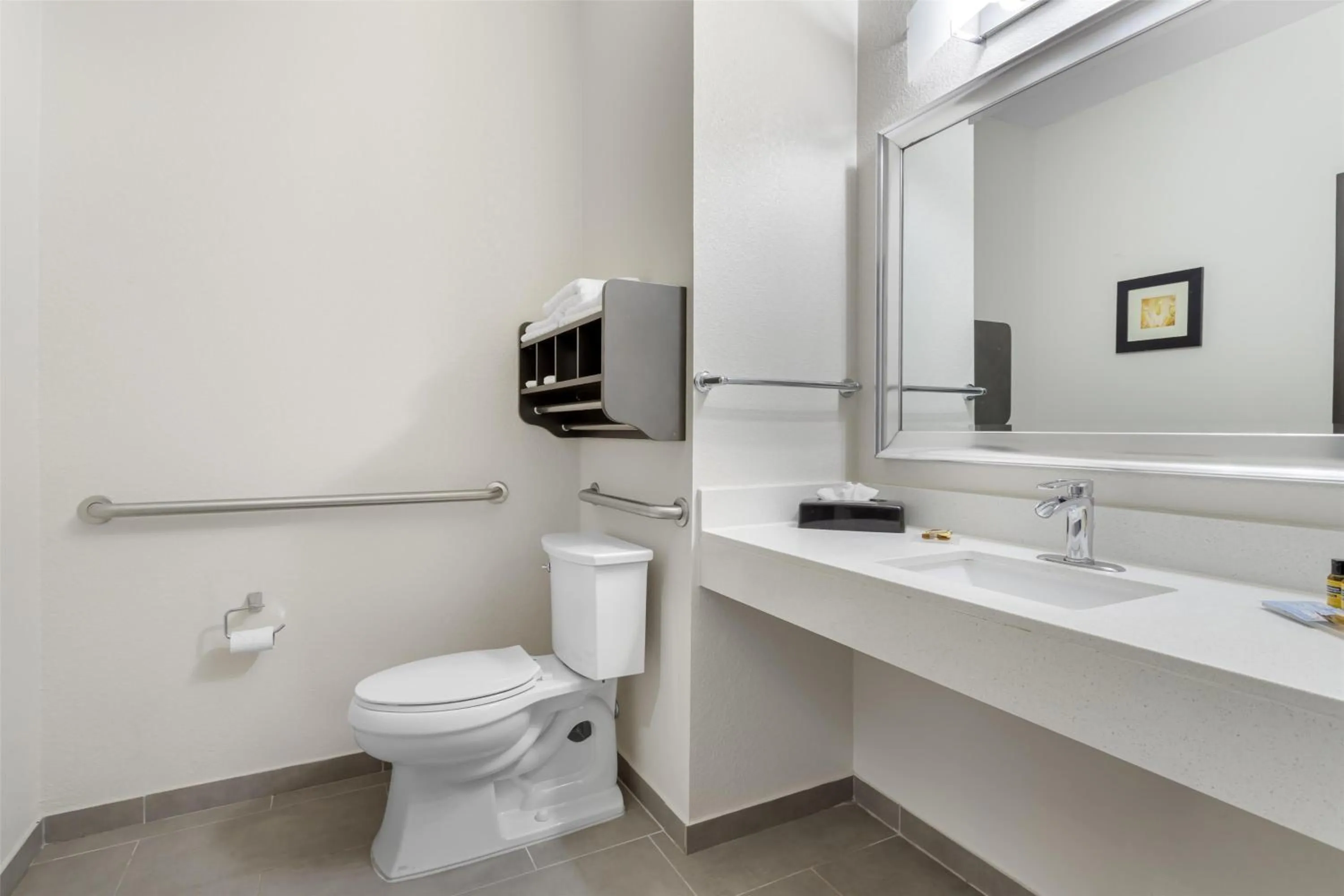 Bathroom in Best Western Plus Waller Hotel