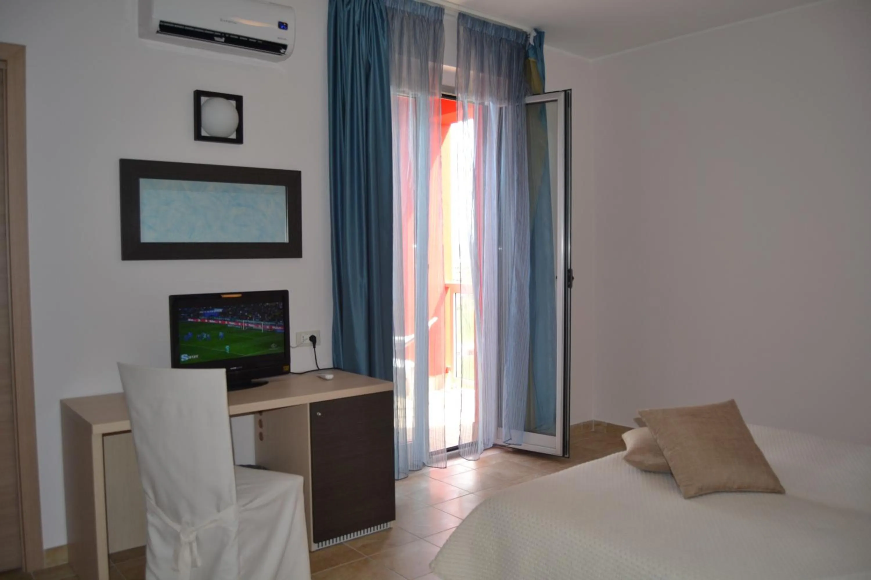 Bed in Hotel La Siesta