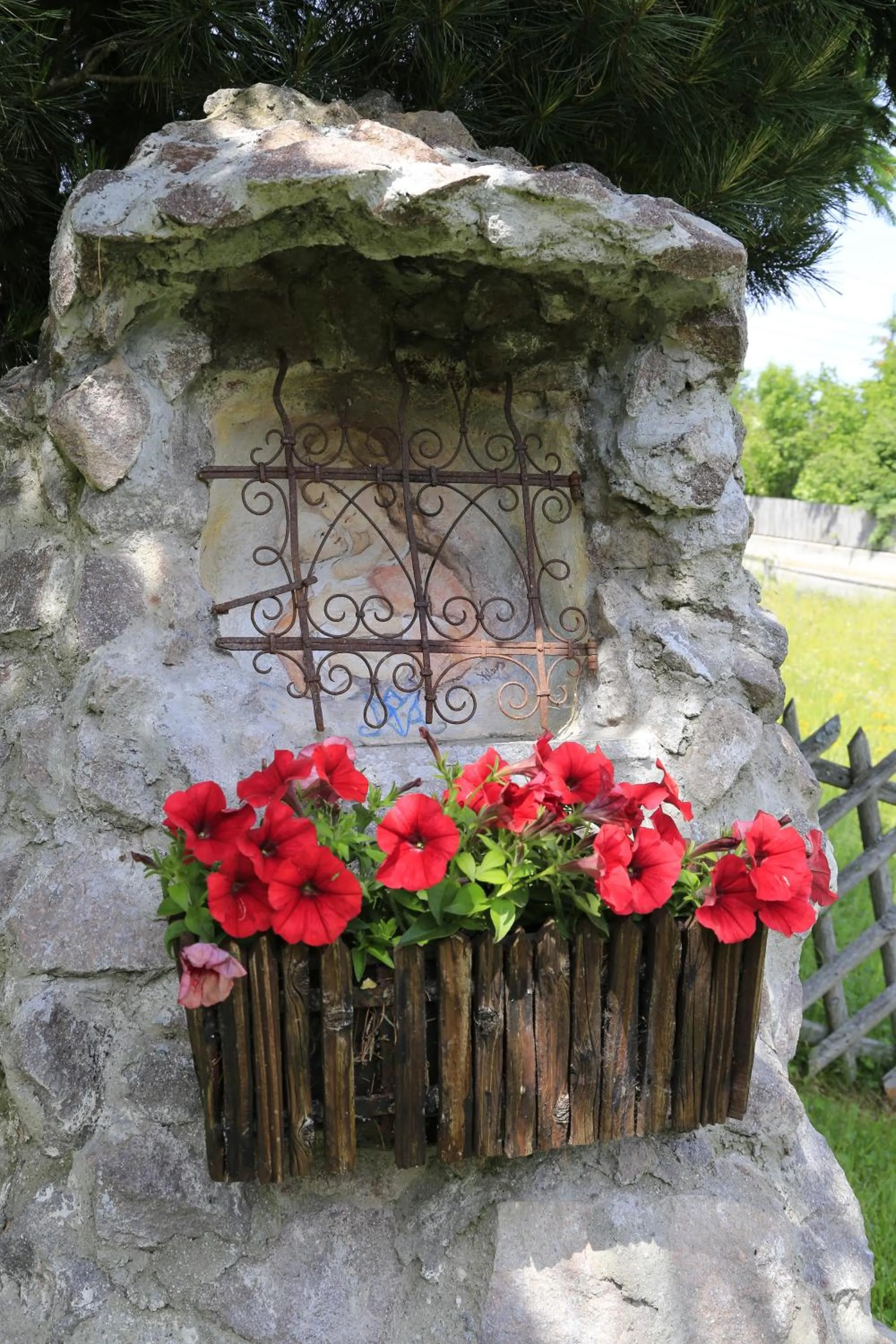 Property building in Garni Panoramik