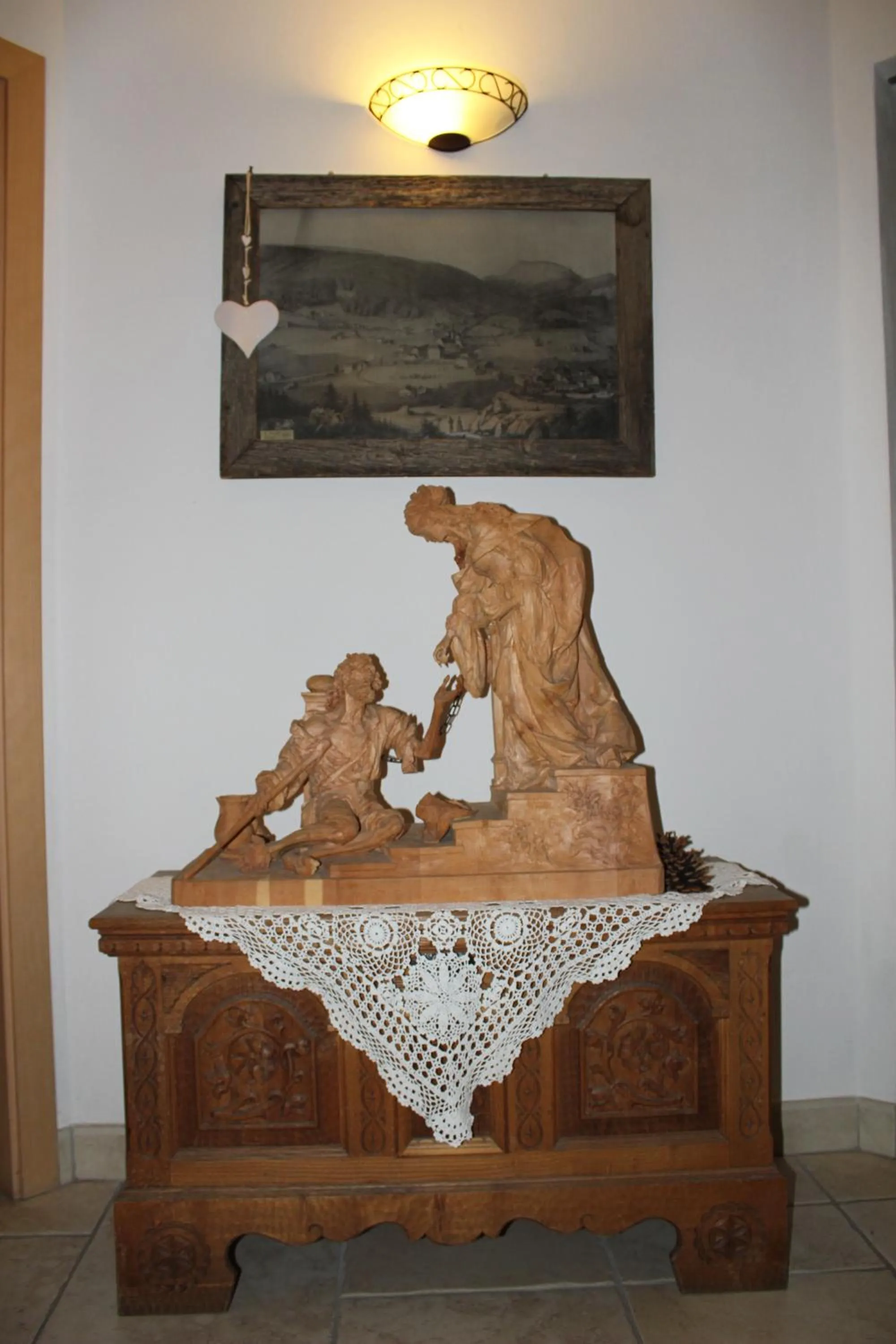 Decorative detail in Garni Panoramik