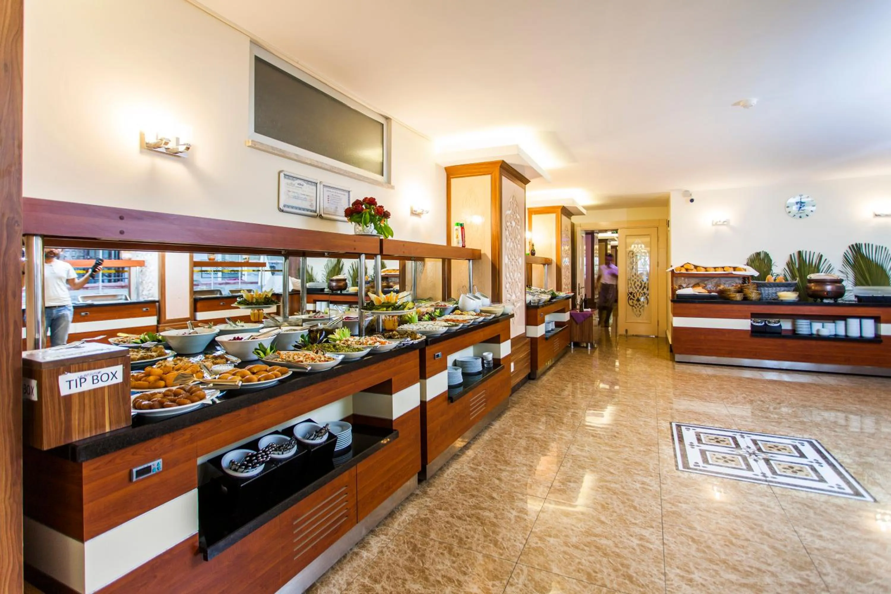 Food in Oba Time Hotel