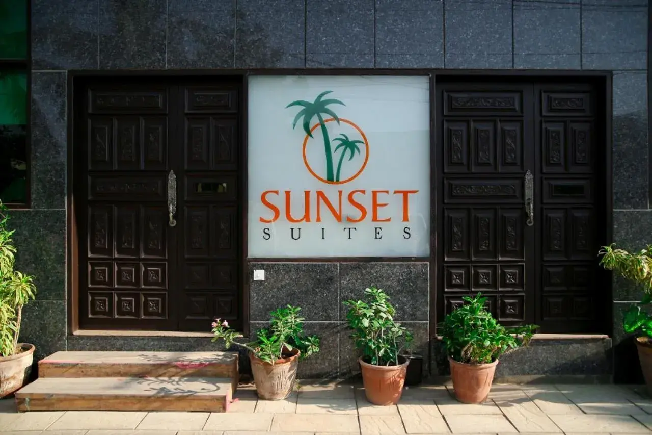 Sunset Suites Sunset Suites