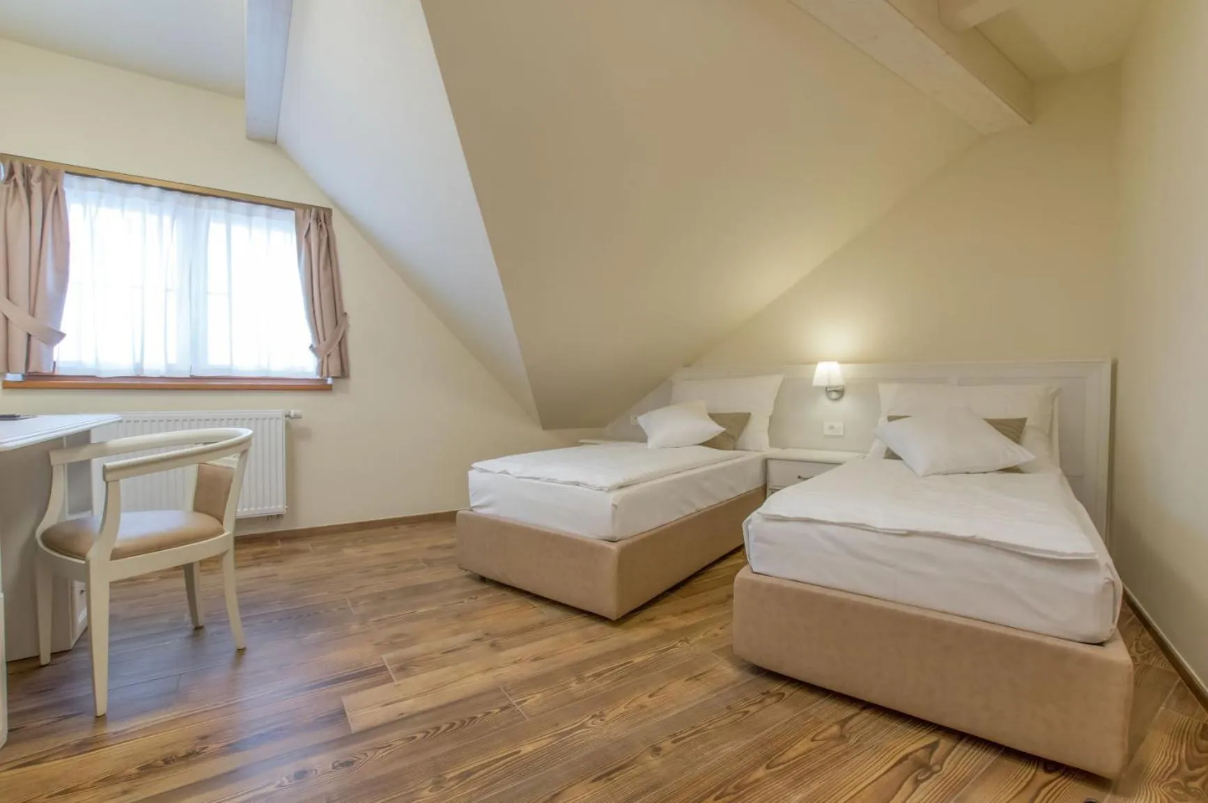 Bed in Hotel SLUNEČNÁ LOUKA