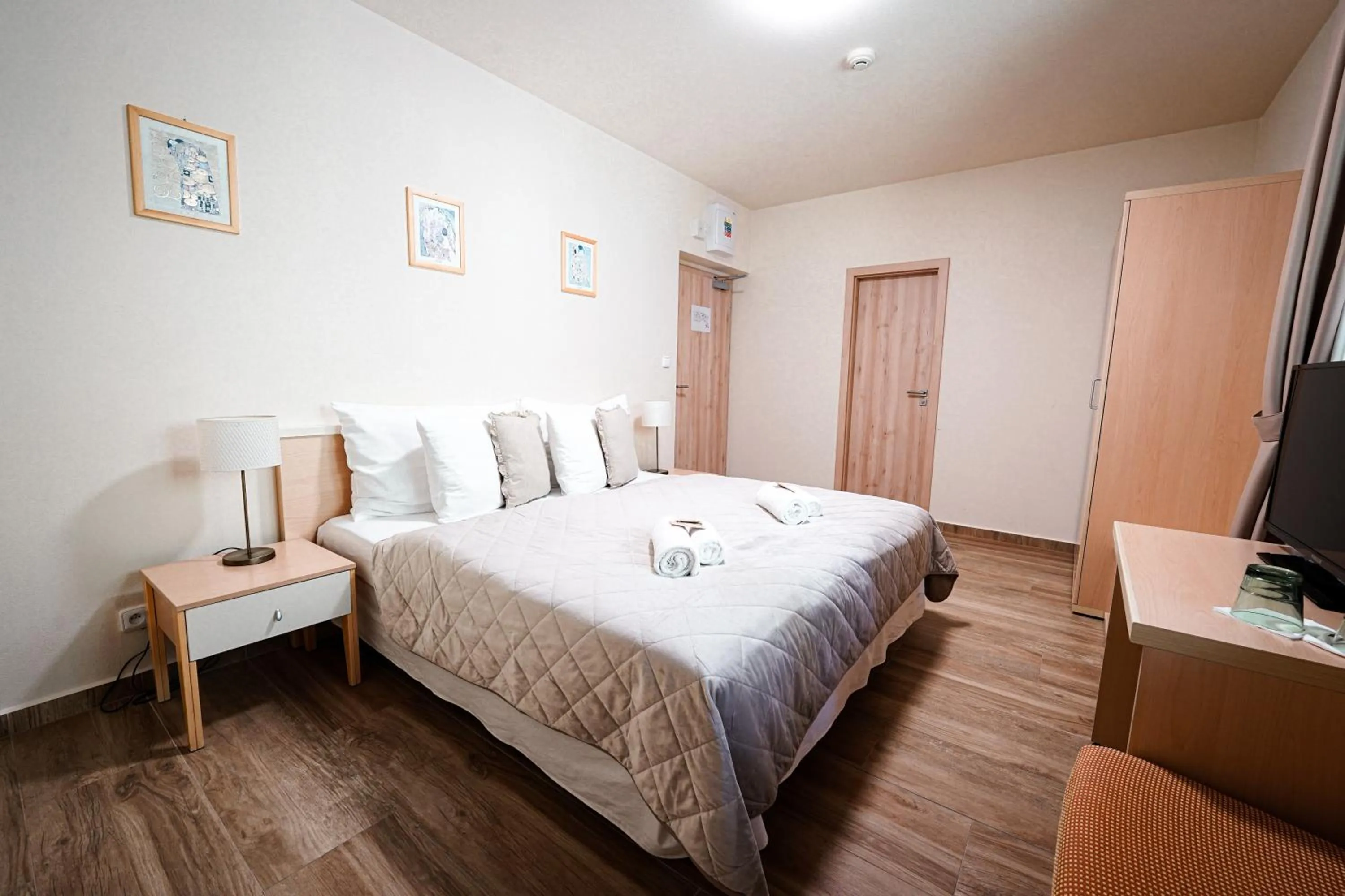 Bed in Hotel SLUNEČNÁ LOUKA