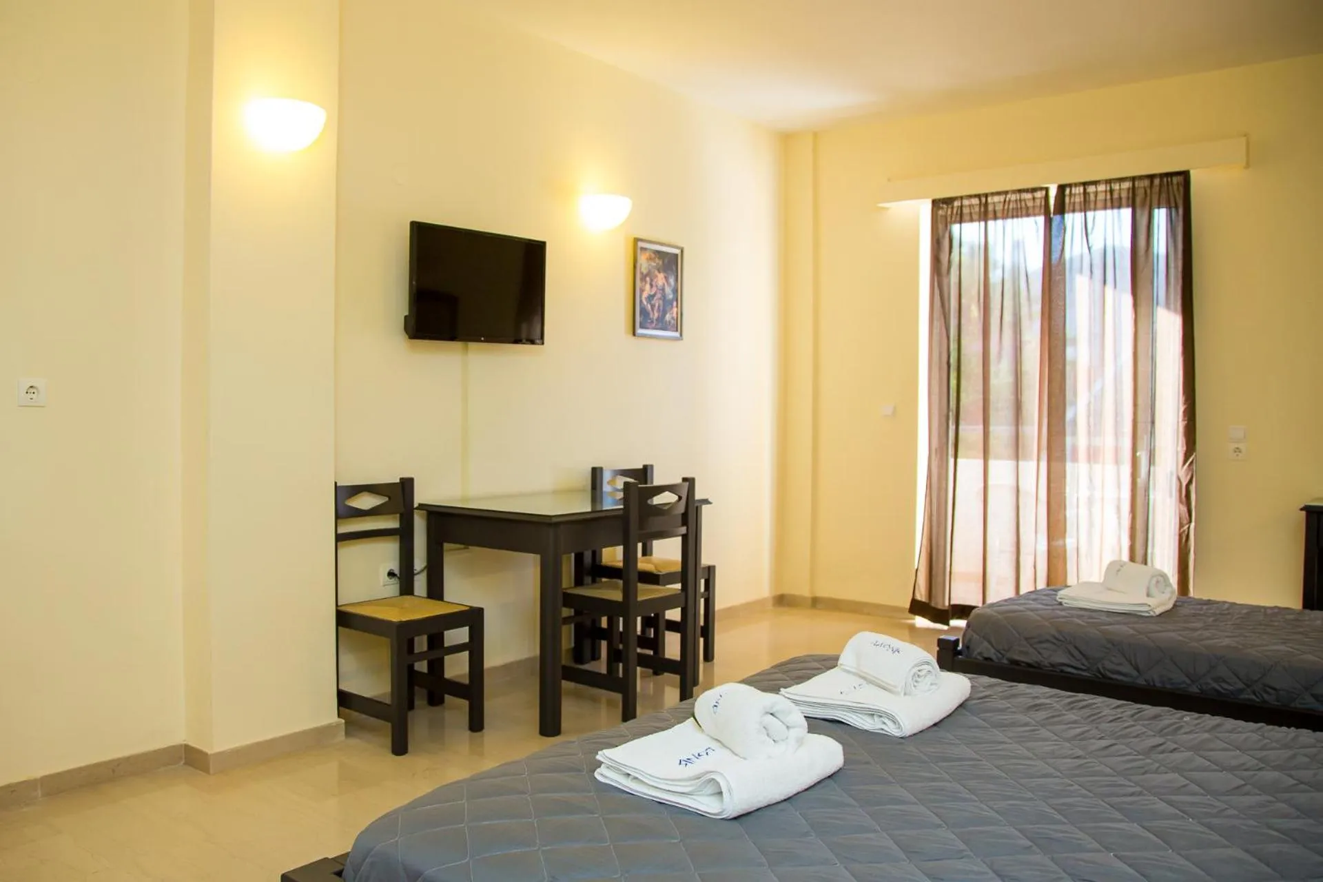 TV and multimedia, Bed in Adonis Hotel