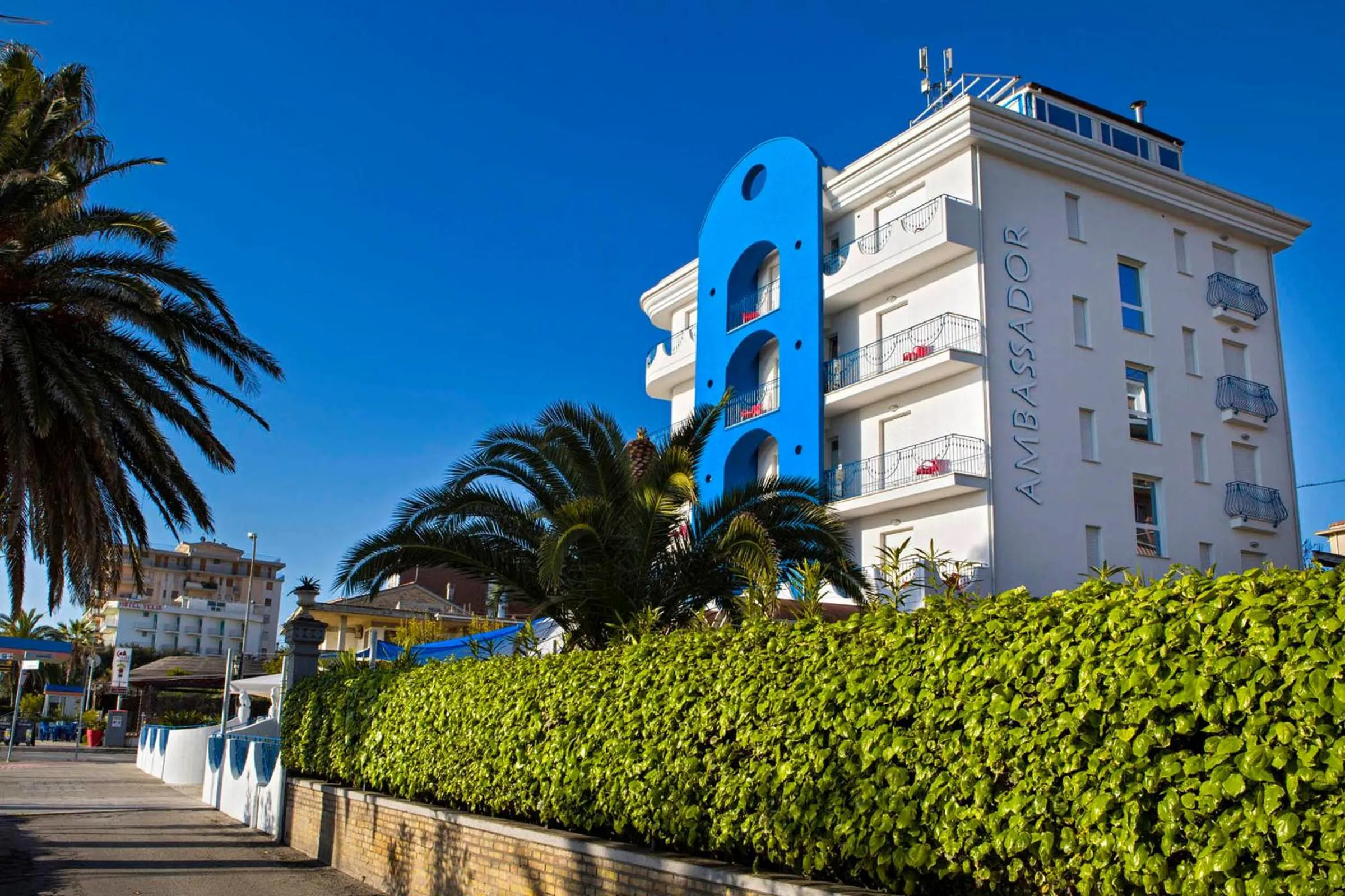 Facade/entrance in Hotel Ambassador