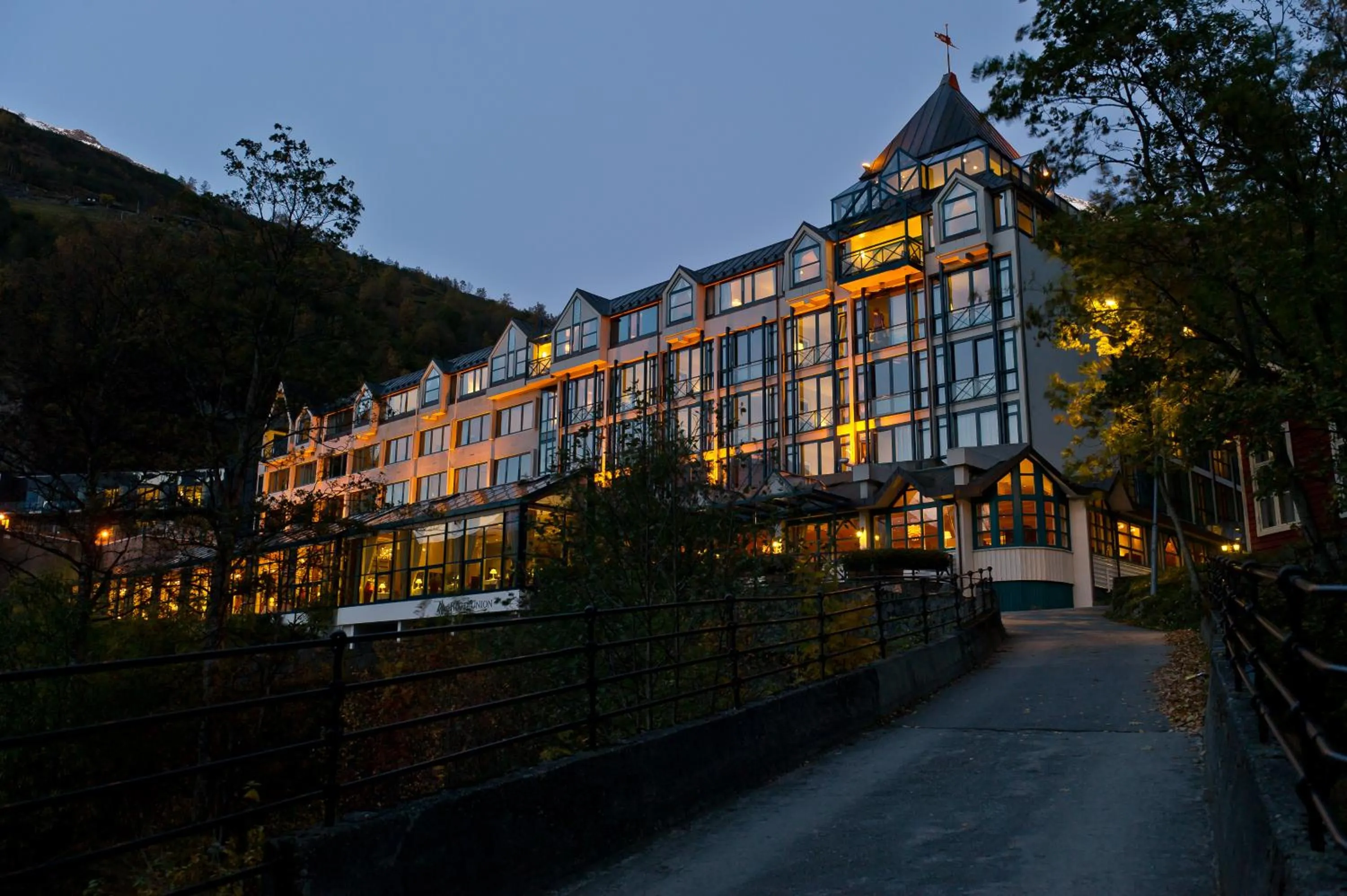 Facade/entrance in Hotel Union Geiranger Bad & Spa
