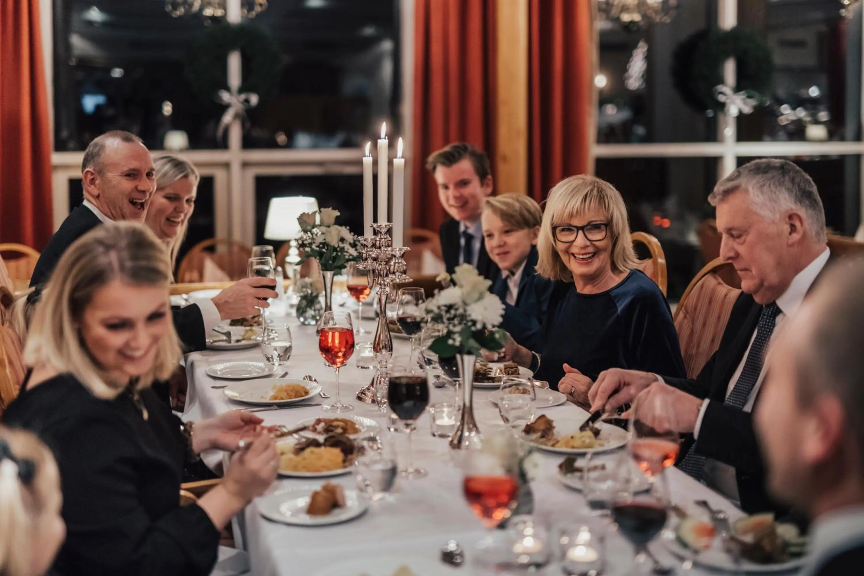 Restaurant/places to eat in Hotel Union Geiranger Bad & Spa