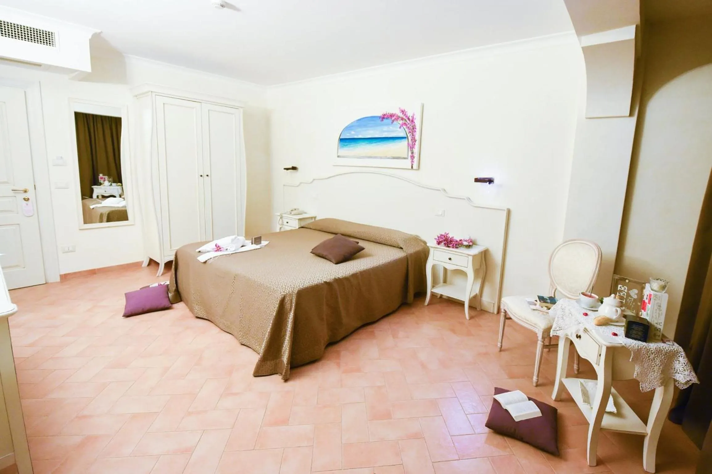 Photo of the whole room, Bed in Relais Masseria Caselli