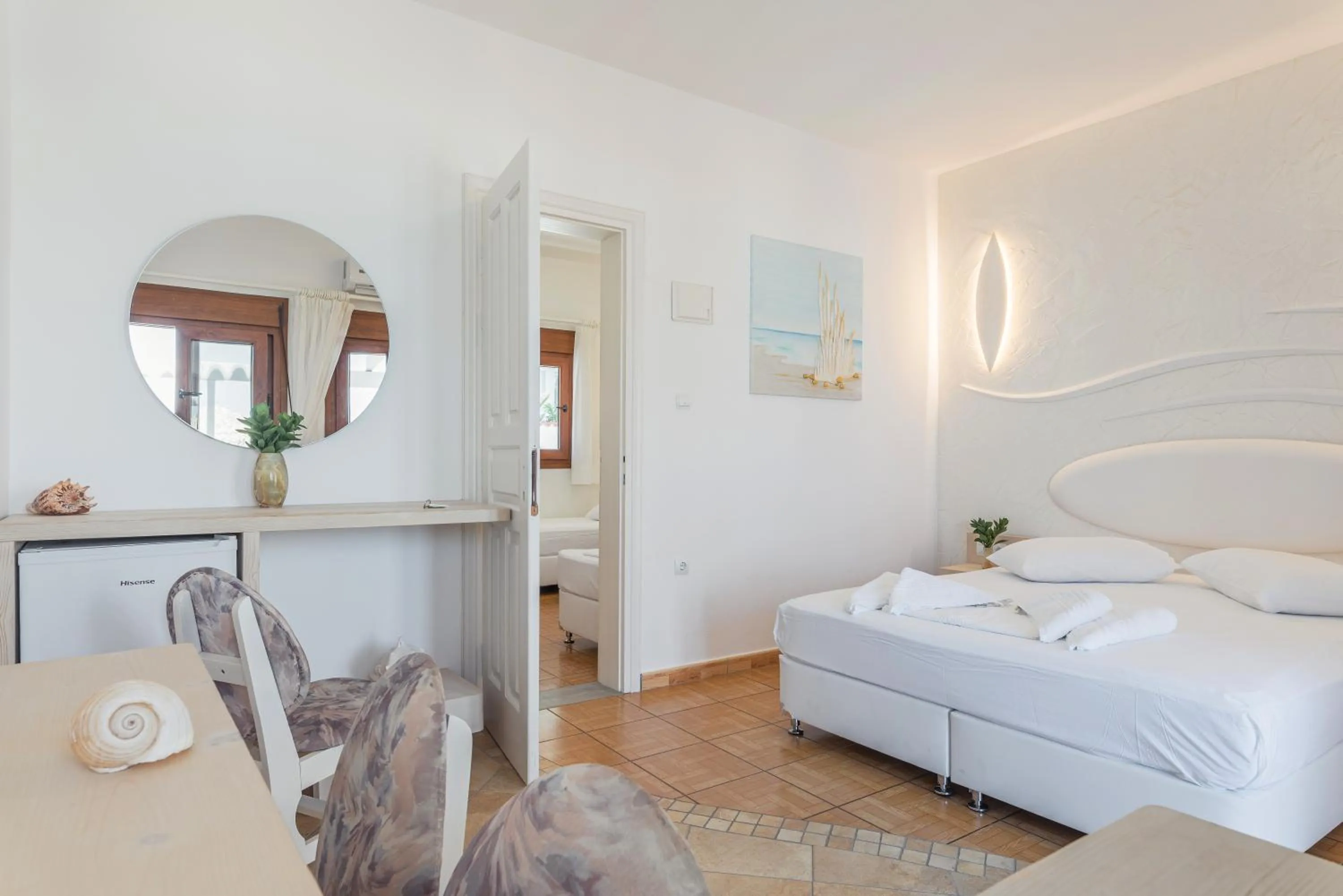 Bed in Kokkari Beach Hotel