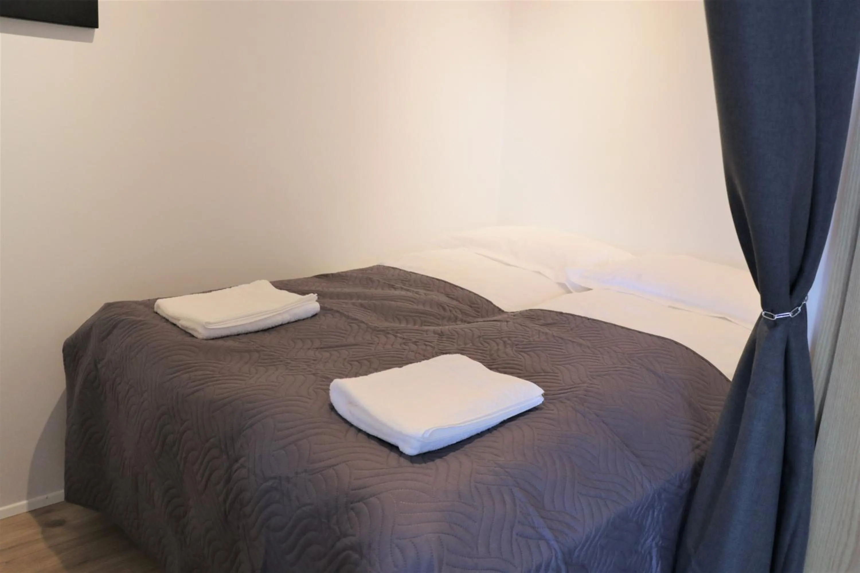 Bedroom, Bed in Odinn Reykjavik Skolavordustigur Apartments