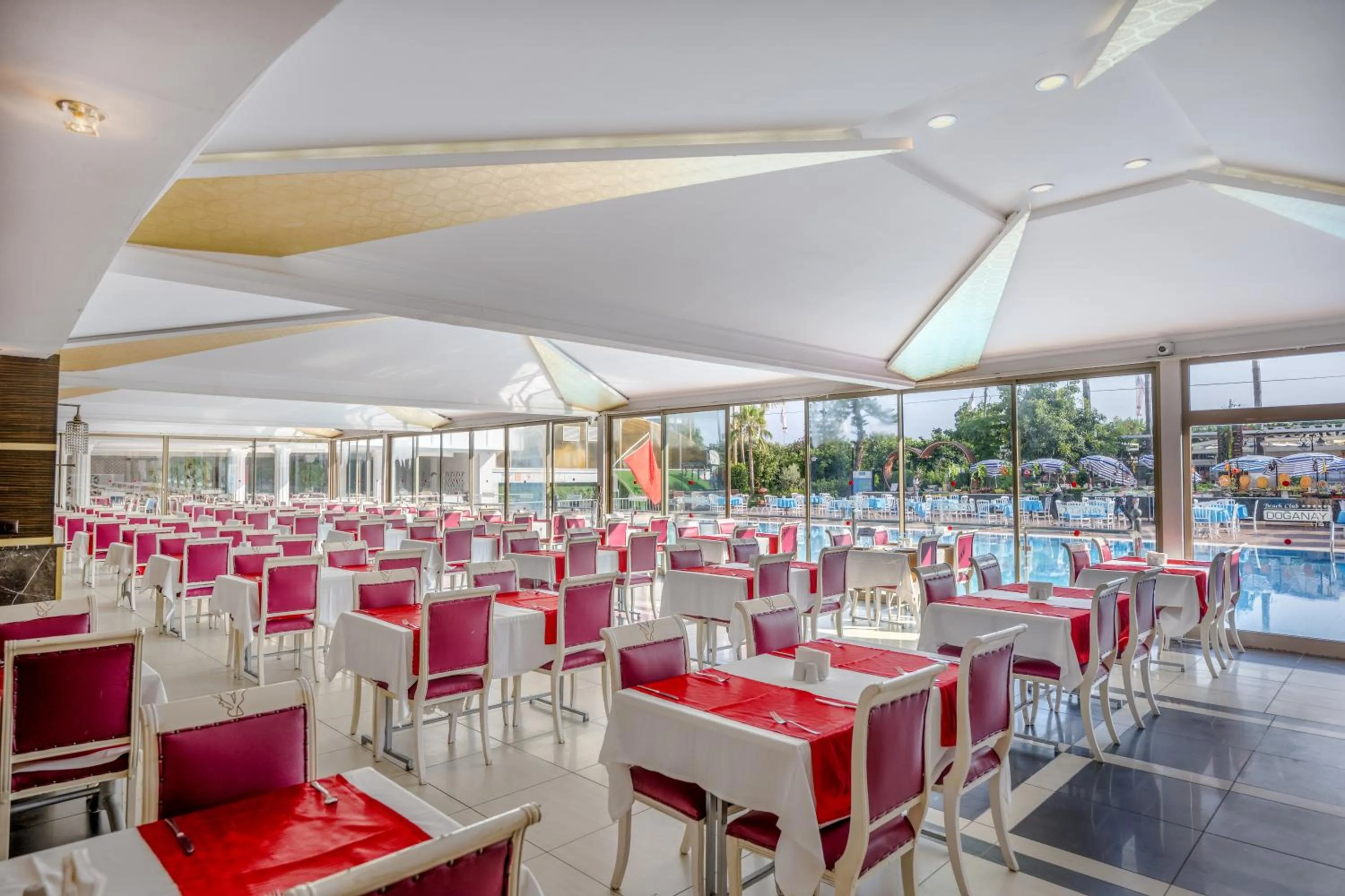 Restaurant/places to eat in Beach Club Doganay Hotel - All Inclusive