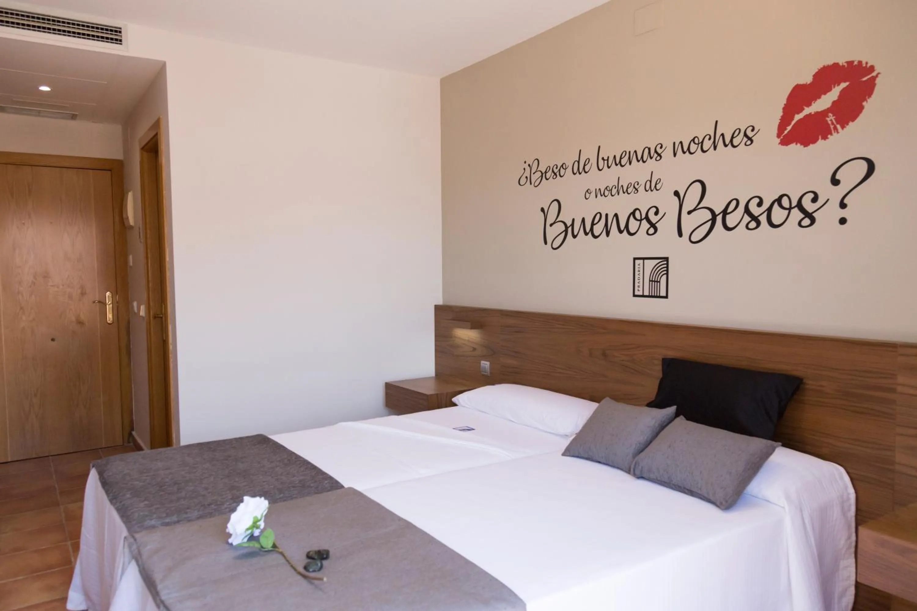 Bed in Hostal Pradaria