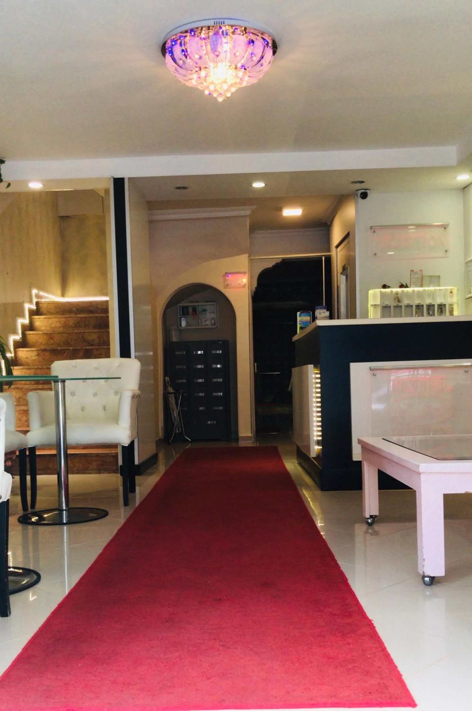 Lobby or reception in Hotel La White