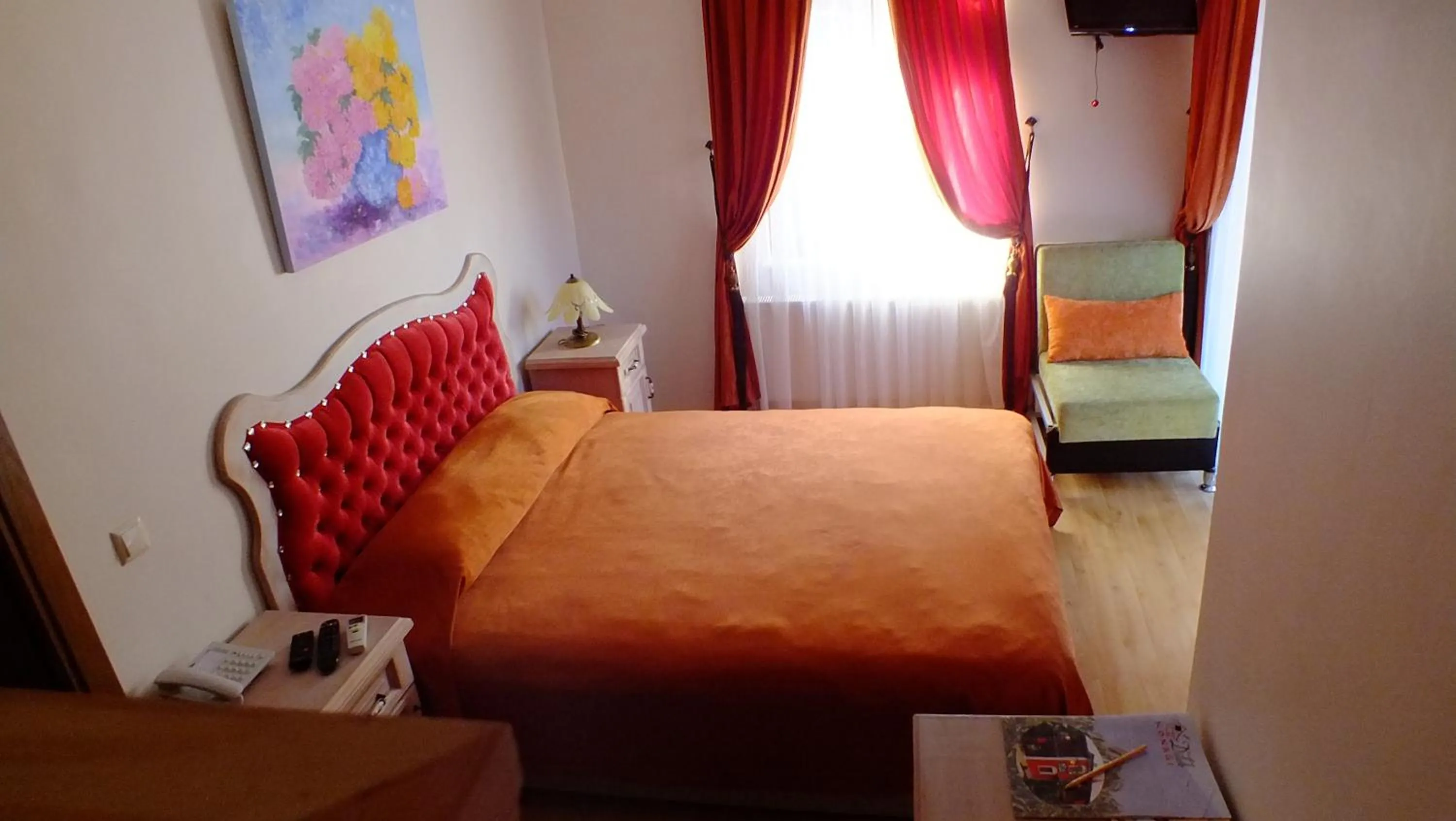 Photo of the whole room in Sapanca Dilek Konagi Hotel