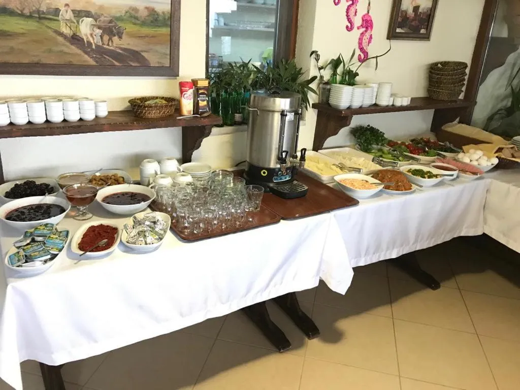 Restaurant/places to eat in Sapanca Dilek Konagi Hotel