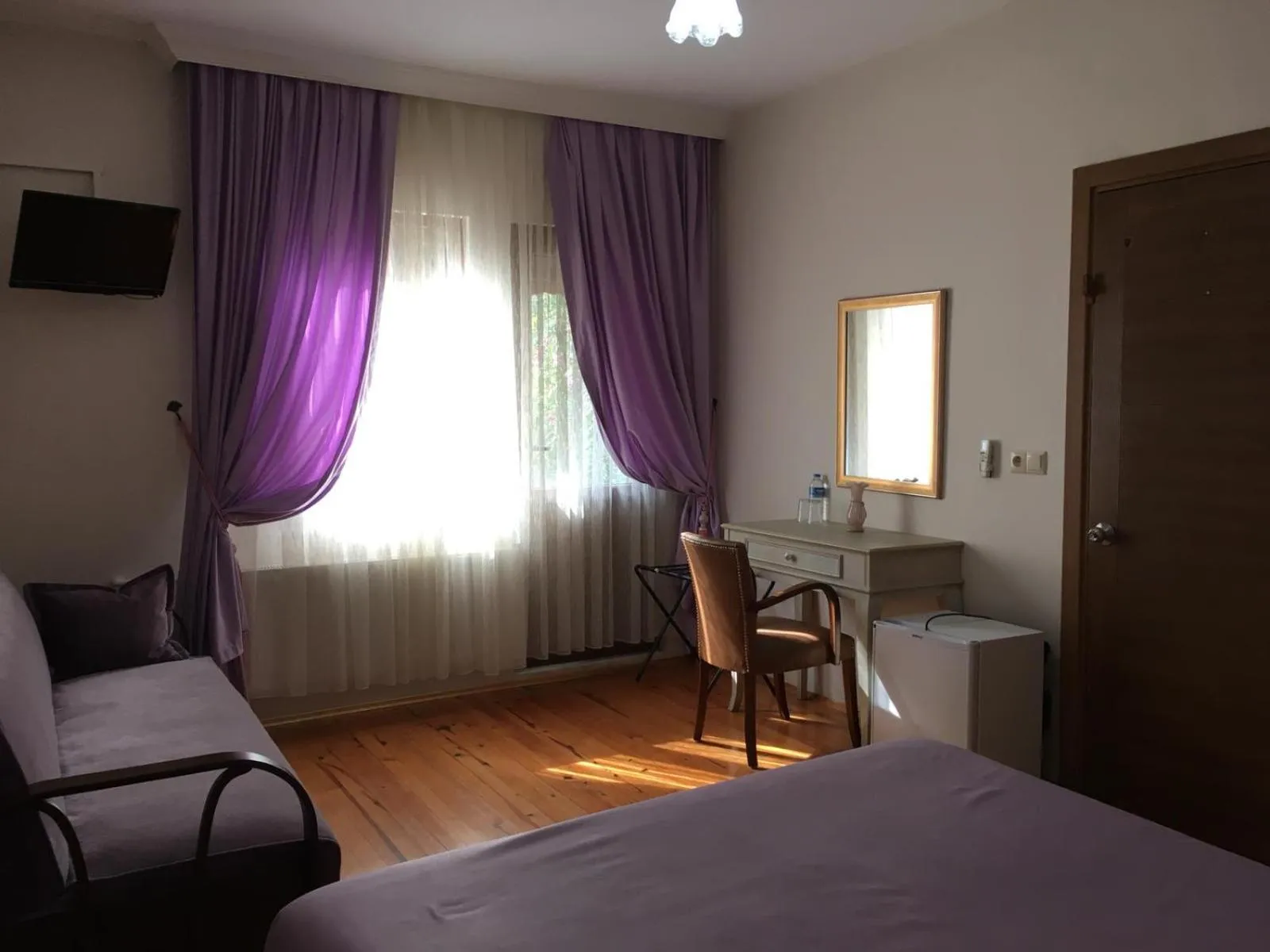 Seating area in Sapanca Dilek Konagi Hotel