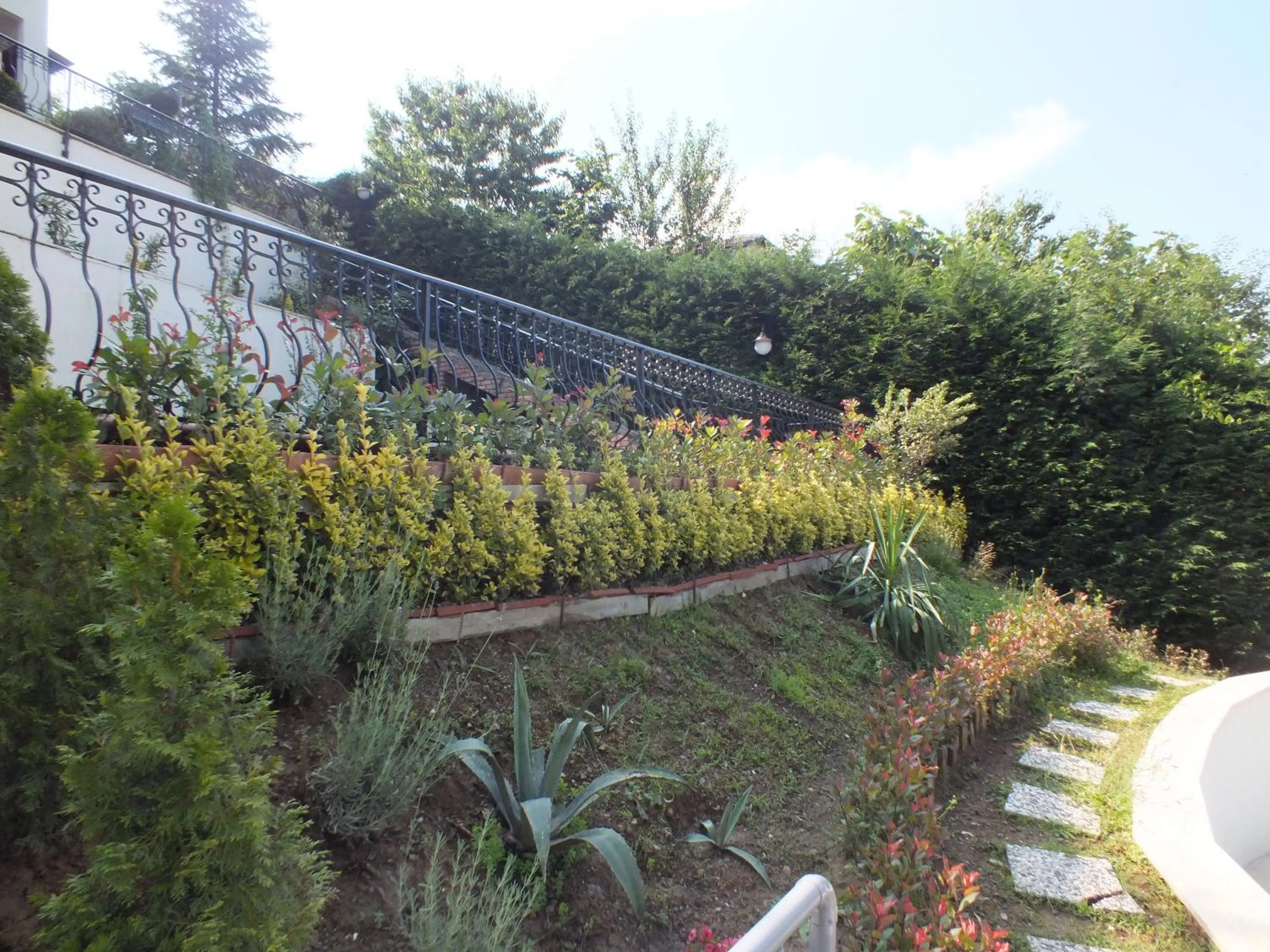 Garden in Sapanca Dilek Konagi Hotel