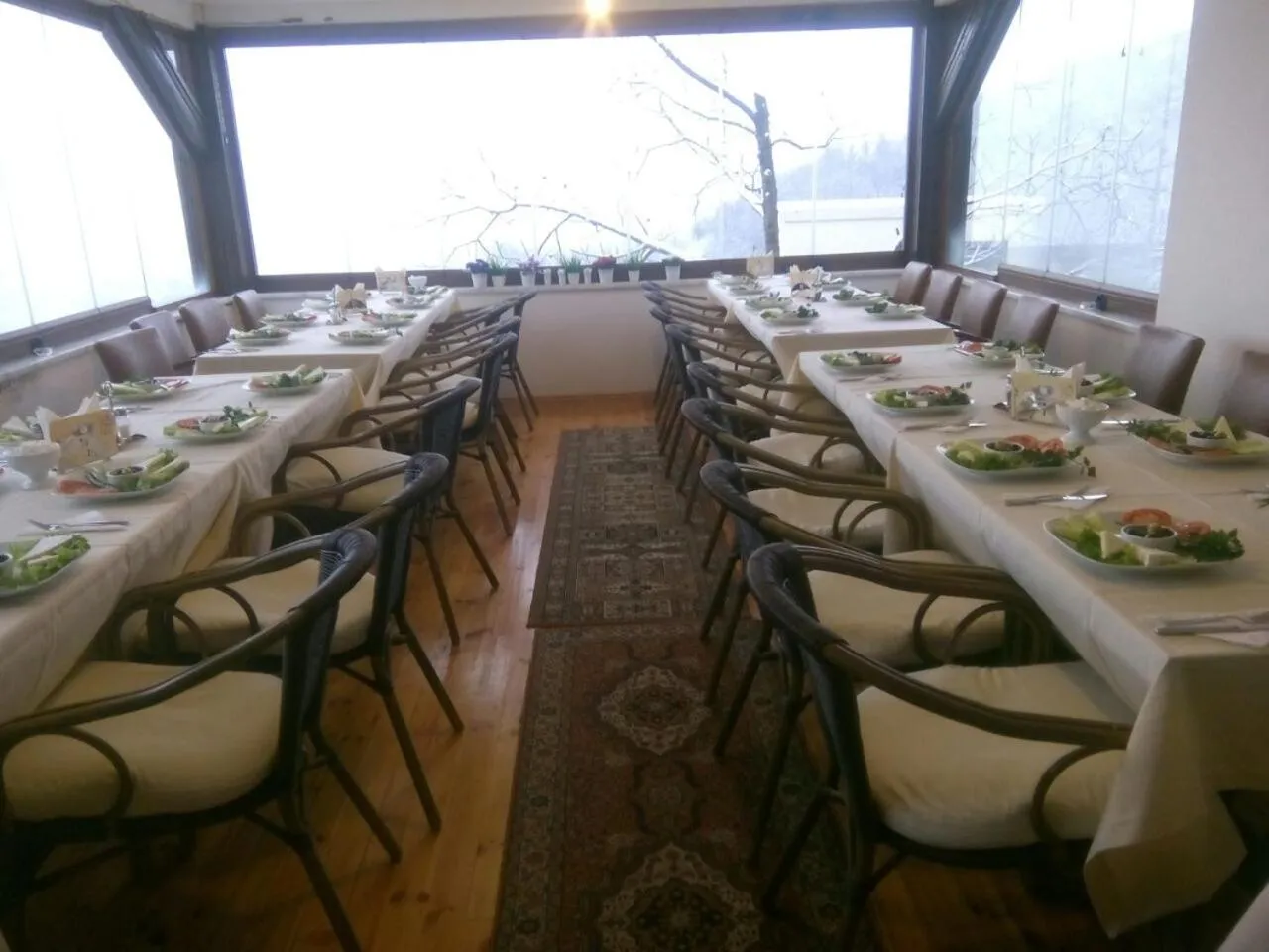 Food and drinks in Sapanca Dilek Konagi Hotel