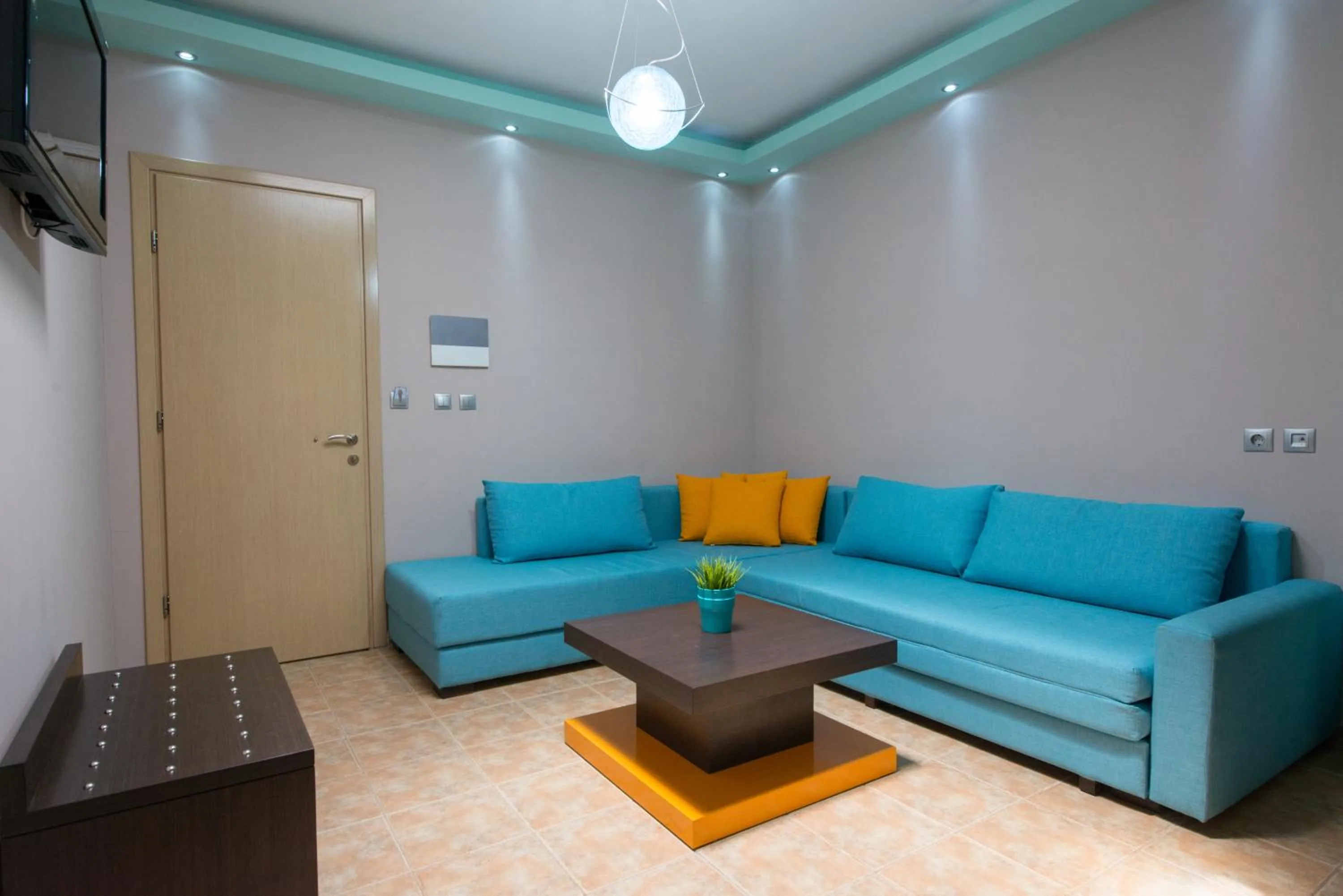 Living room in Maranton Beach Hotel