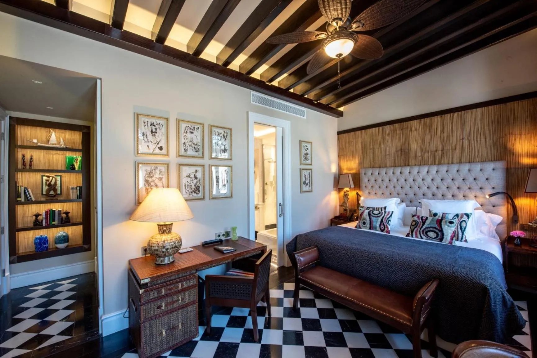 Bedroom, Bed in Hotel Casa Palacio María Luisa